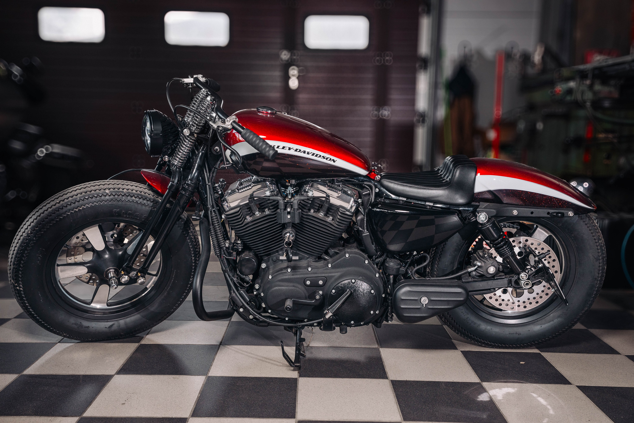 HD Sportster XL 1200 48 Custom. ......