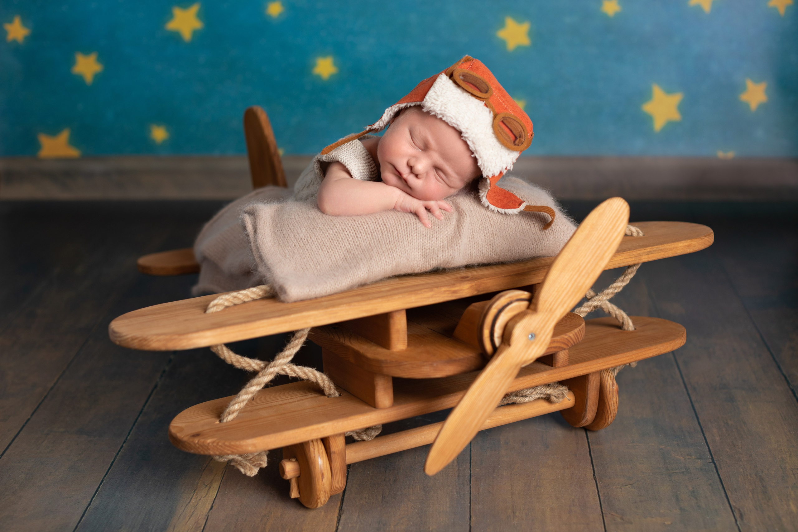 PH @bestmoments_newborn. Retoucher Aleksmokh