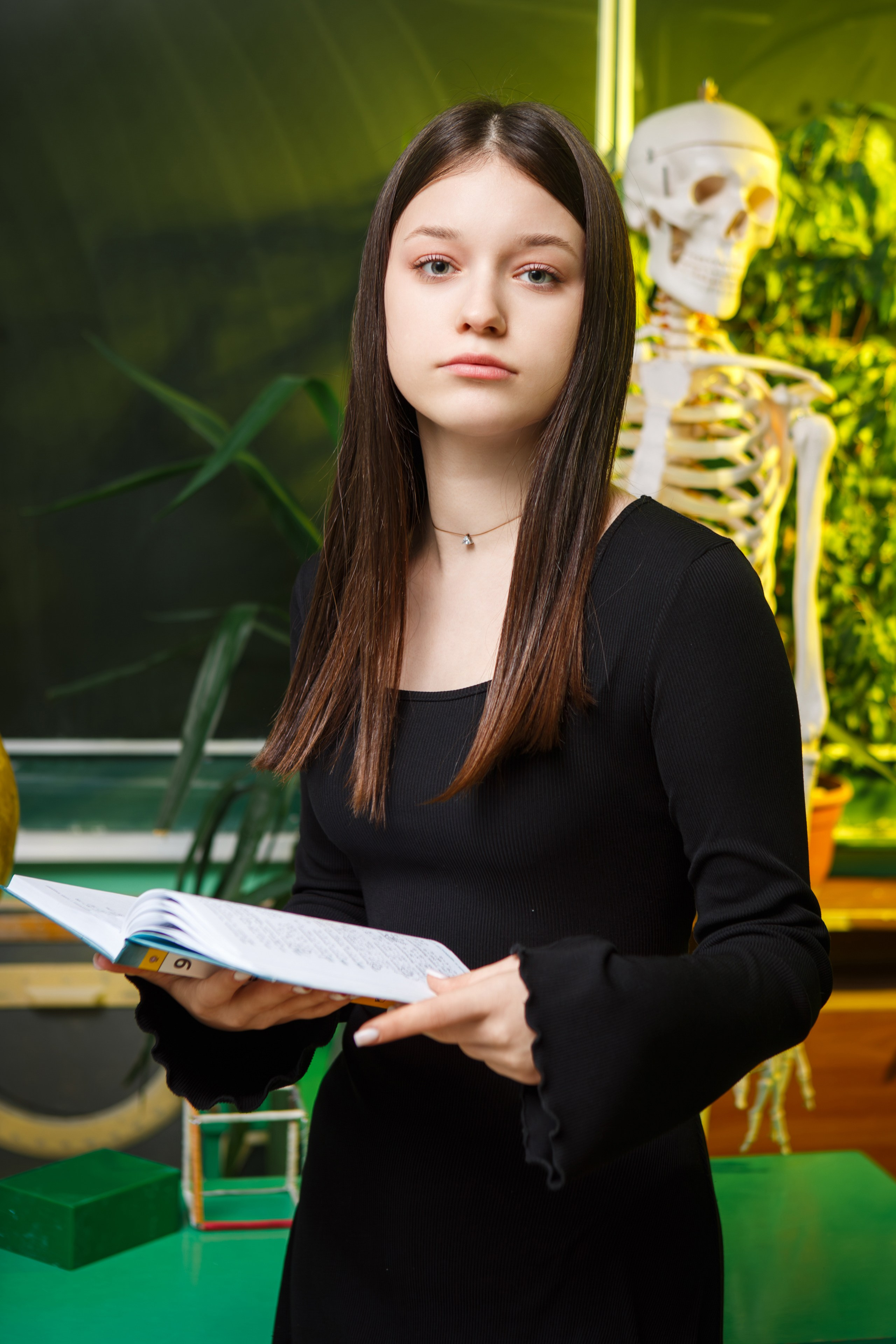 ПОРТРЕТНАЯ ФОТОСЕССИЯ В КЛАССЕ ДЛЯ 9 КЛАССОВ. ТВОЙ АЛЬБОМ / ТВОИ ПРАВИЛА