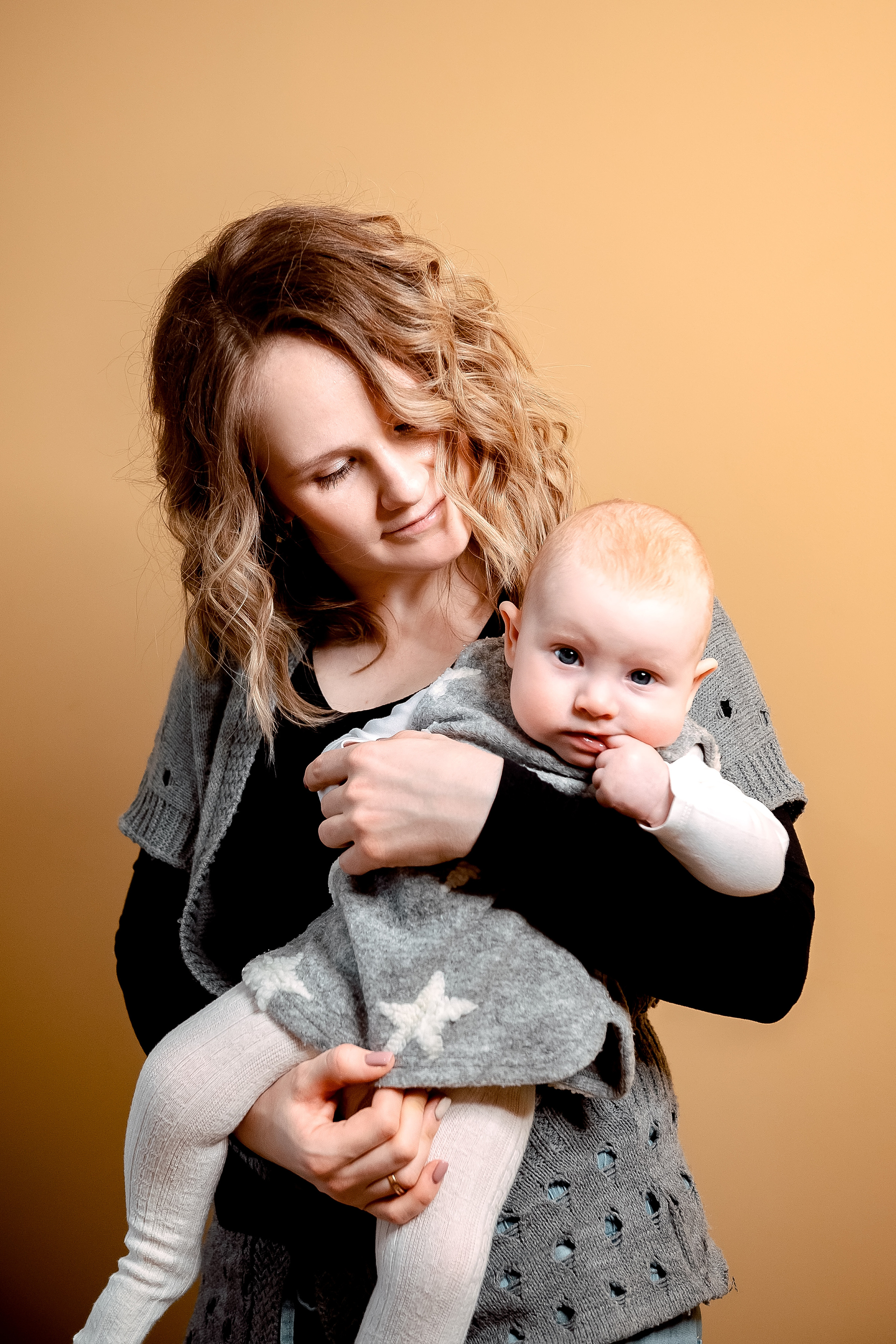 Марина и семья, Щелково, домашняя фотосессия. Свадебный и семейный фотограф Виктория Носачёва. Щелково, Москва и МО