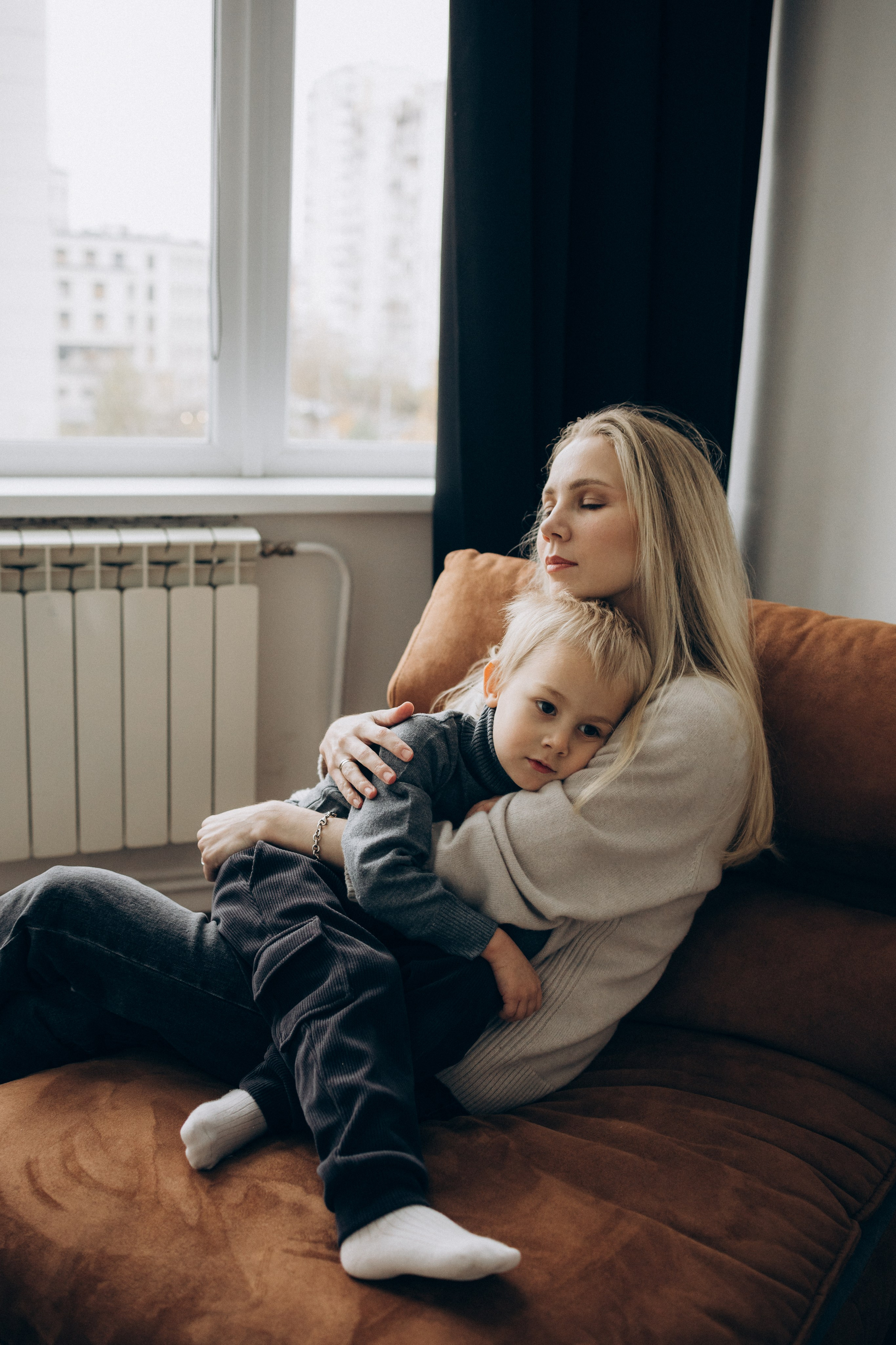 Семейная фотосессия Москва, семейный фотограф в Москве, семейная фотосессия, детский фотограф, семейная фотосессия в студии, семейная фотосессия с сыновьями