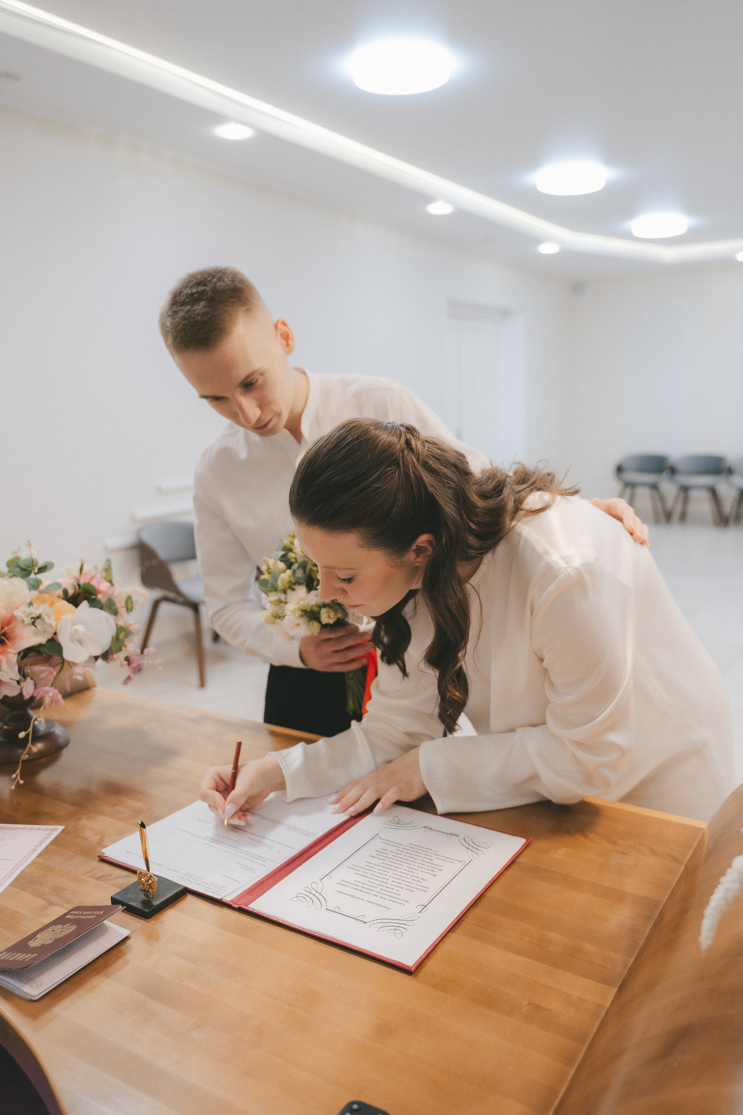 Никита и Аня в городе. Семейный, портретный фотограф Новосибирск. Оля Адова