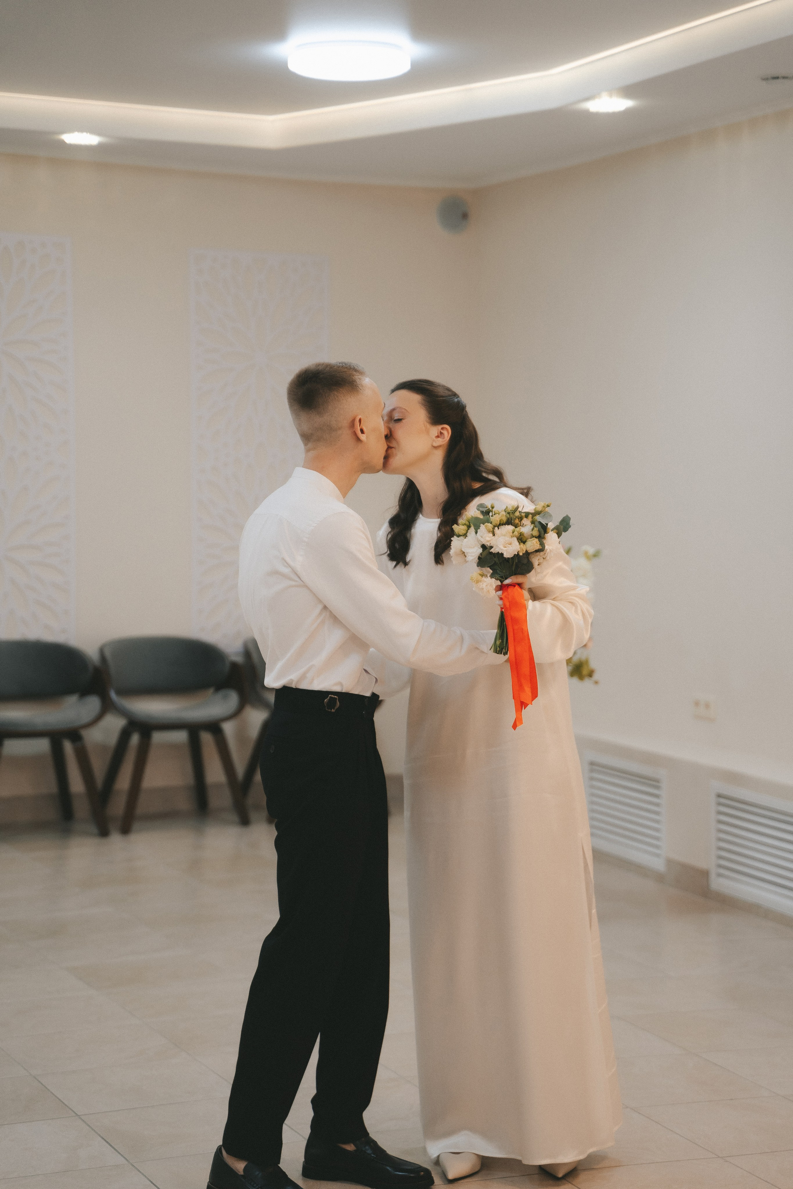 Никита и Аня в городе. Семейный, портретный фотограф Новосибирск. Оля Адова