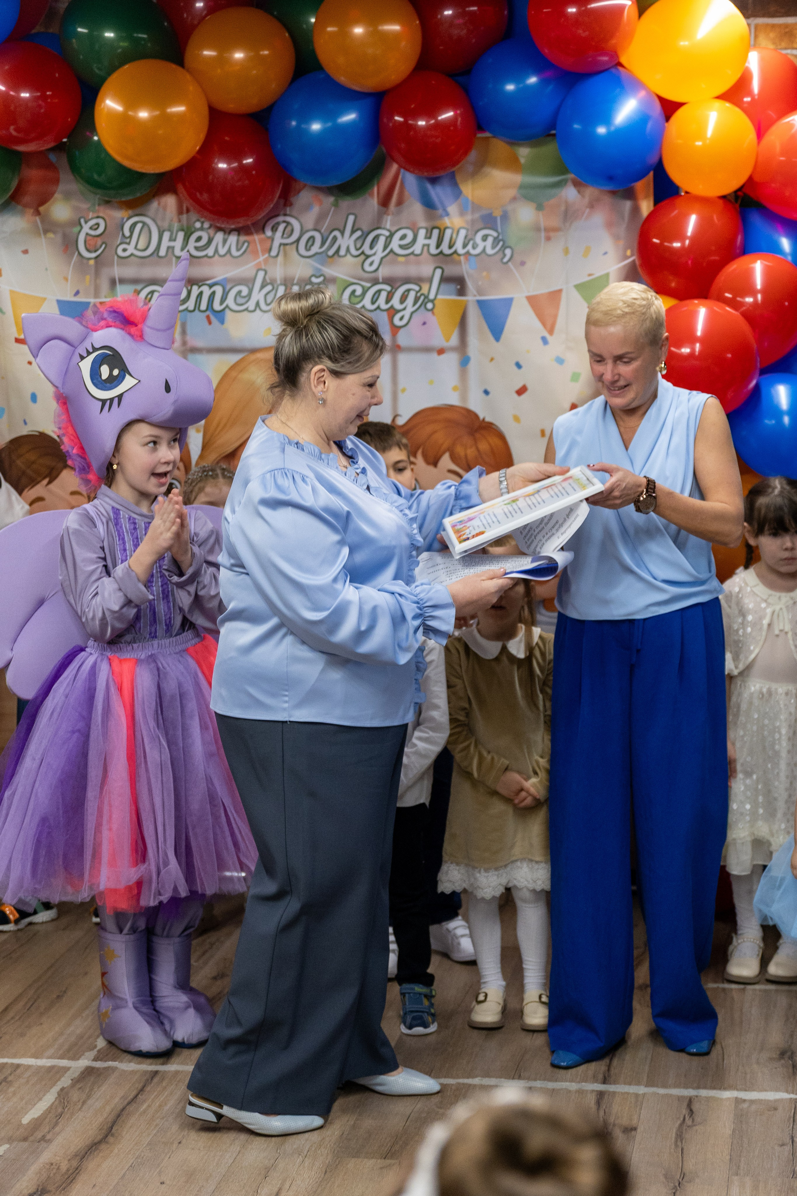 ДС «Гнездышко» и СОШ «Знайка», 8 лет. Сайт фотографа Ирины Аникановой