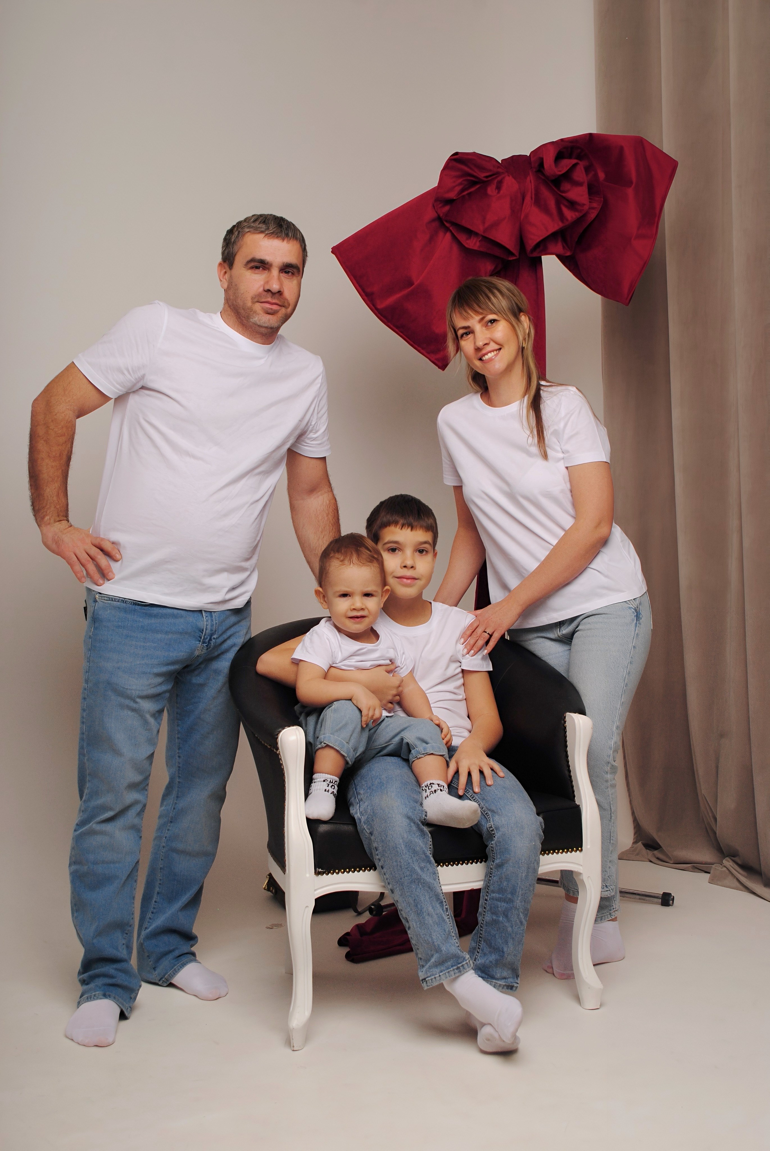 Большая греческая семья. Фотограф Мария Мусаелян