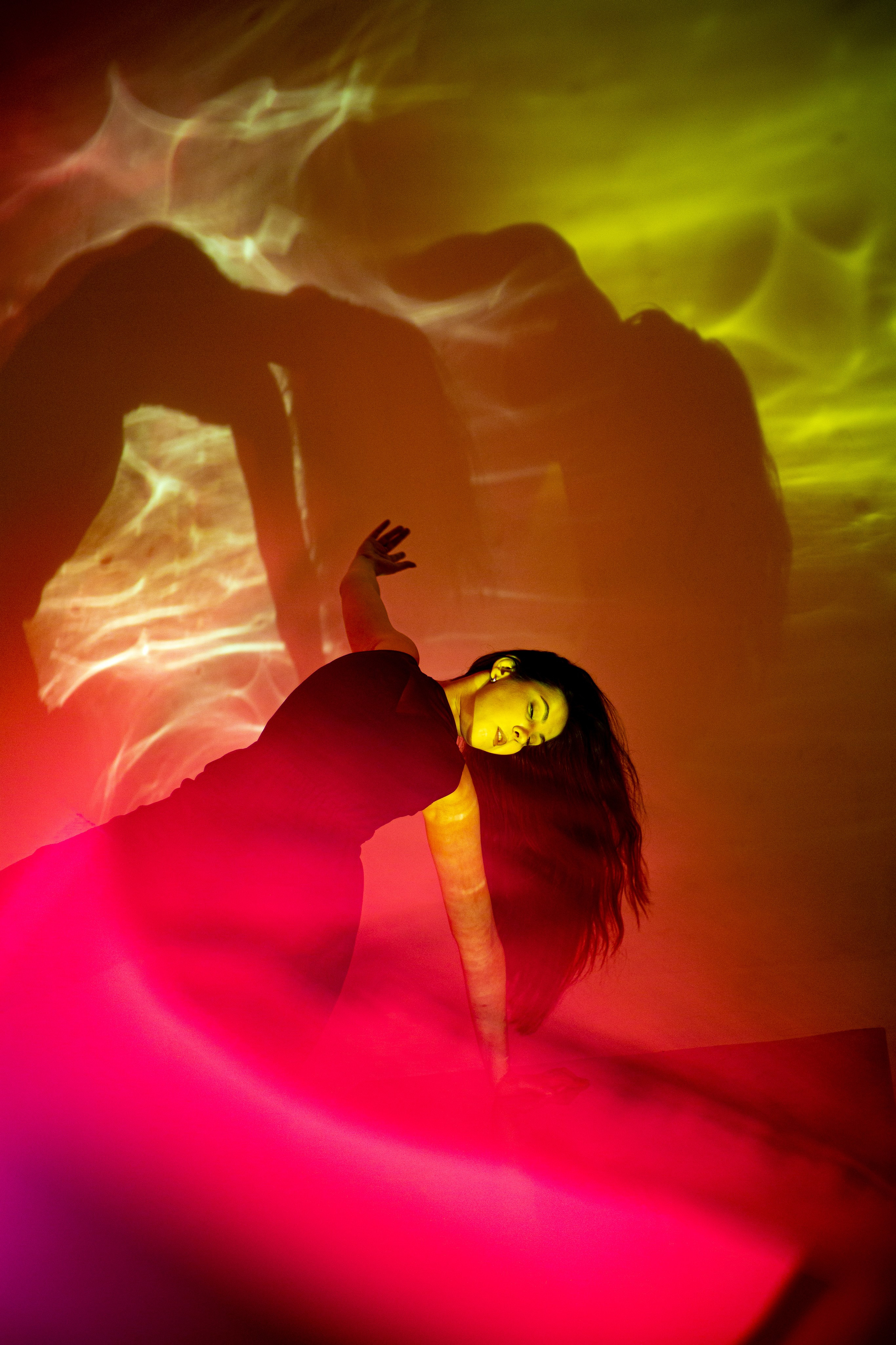 Магия танца: Солнце и Вода. Арт-фотограф Крис Л. в Тобольске: портрет, семейные, свадьбы