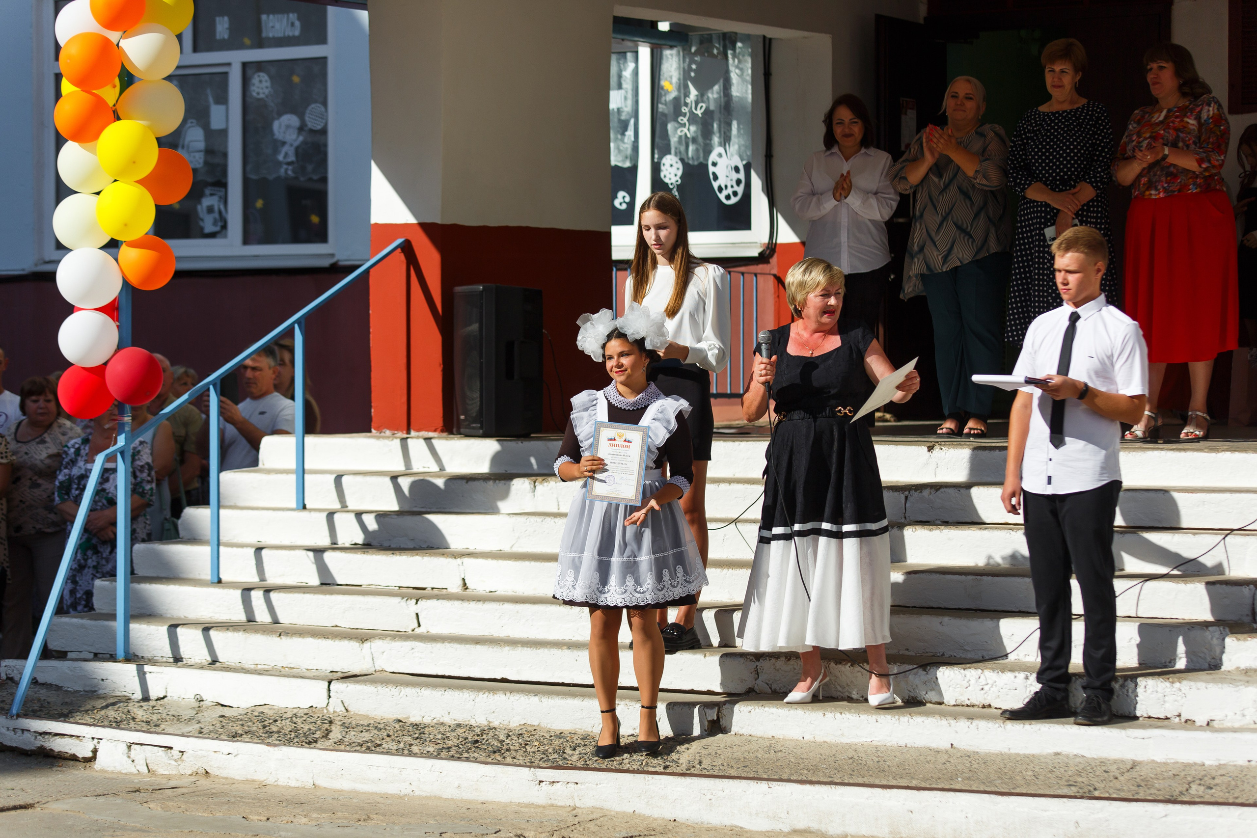 01 СЕНТЯБРЯ 2024 (МБОУ г. Мценска «Средняя школа № 9»). Профессиональный фотограф в Мценске и Орловской области