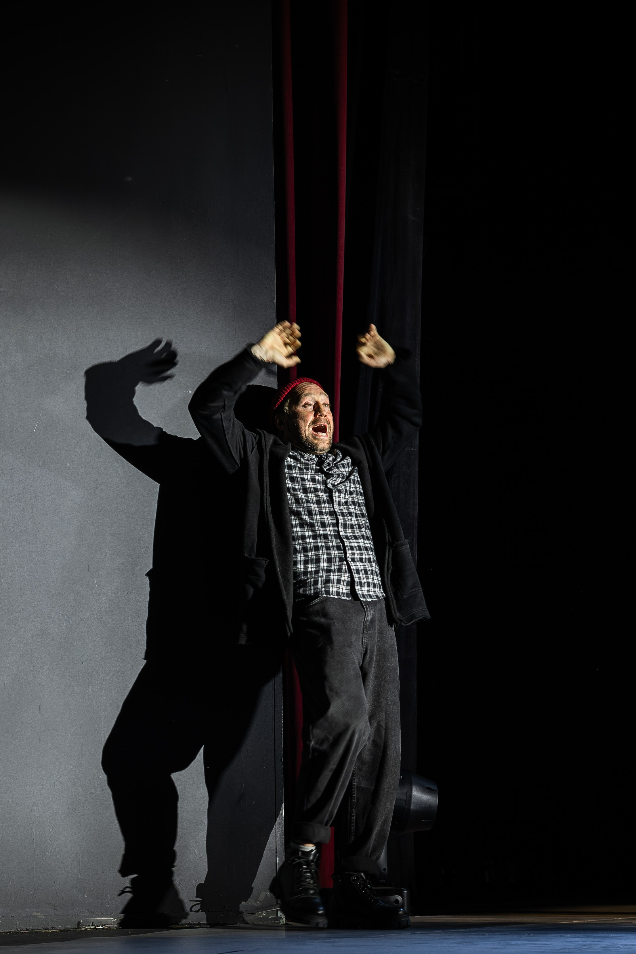 Театр Юного Зрителя «Маленькие трагедии». Фотограф Марк Файзулин