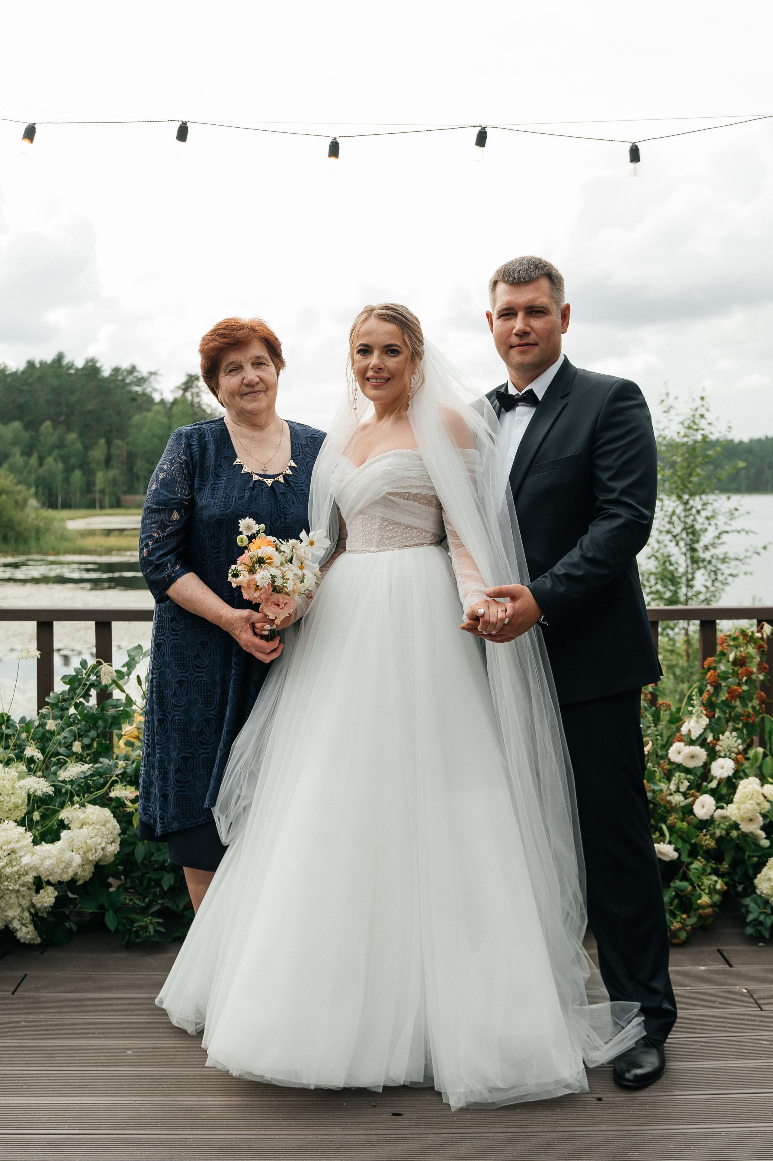 Wedding with dog. Wedding and family photographer in Dubai Vasilii Albul