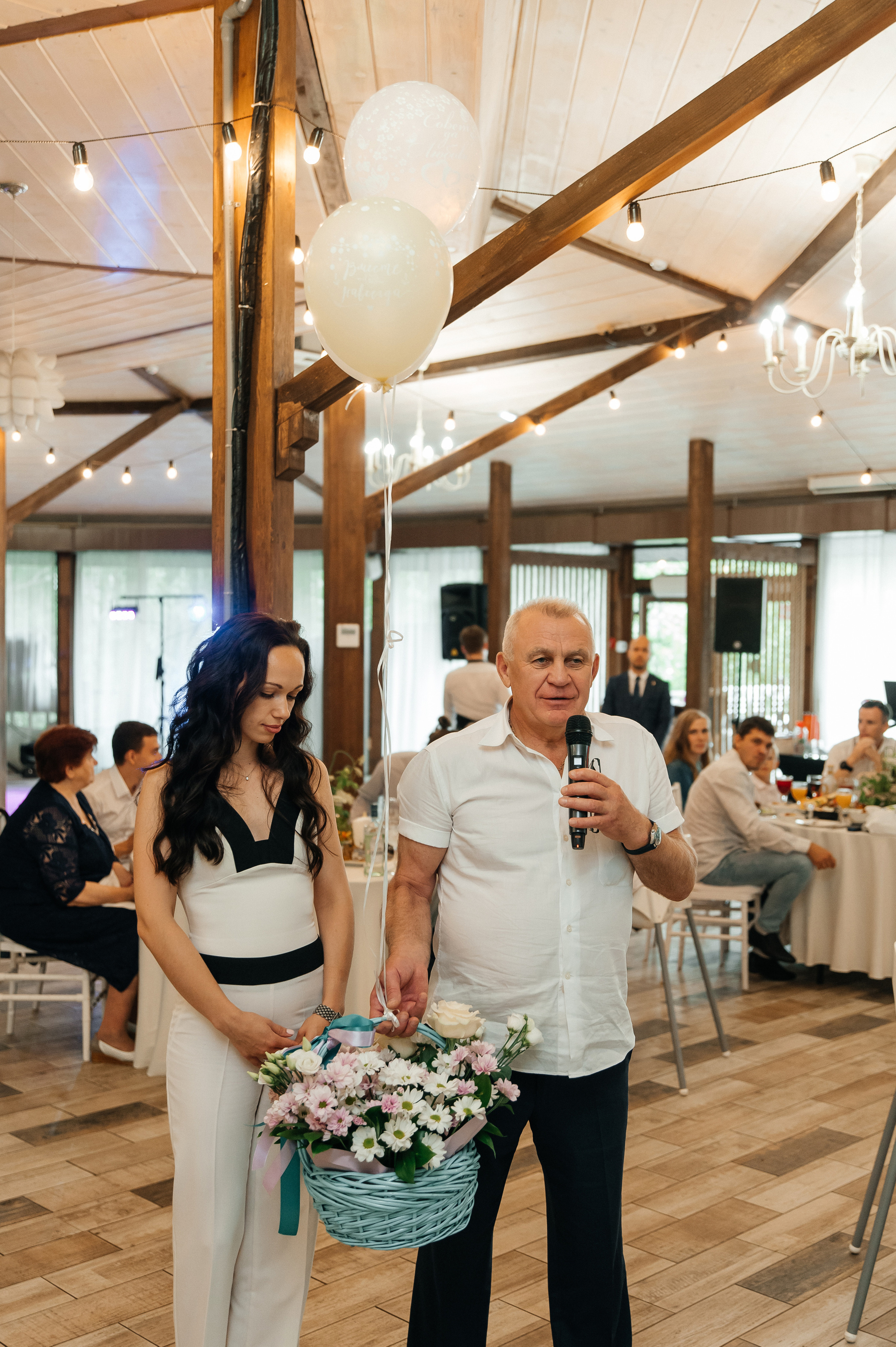 Wedding with dog. Wedding and family photographer in Dubai Vasilii Albul