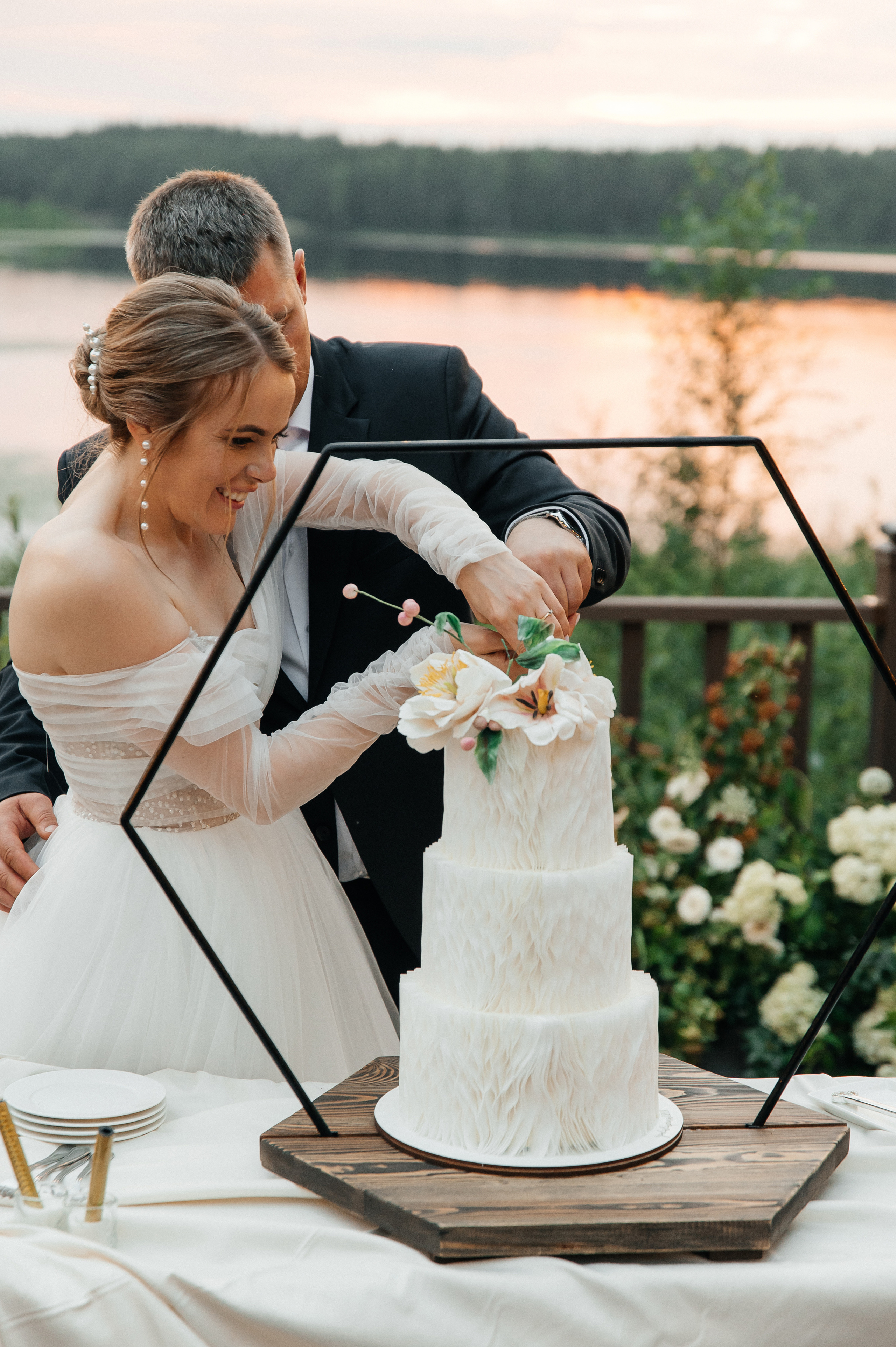 Wedding with dog. Wedding and family photographer in Dubai Vasilii Albul