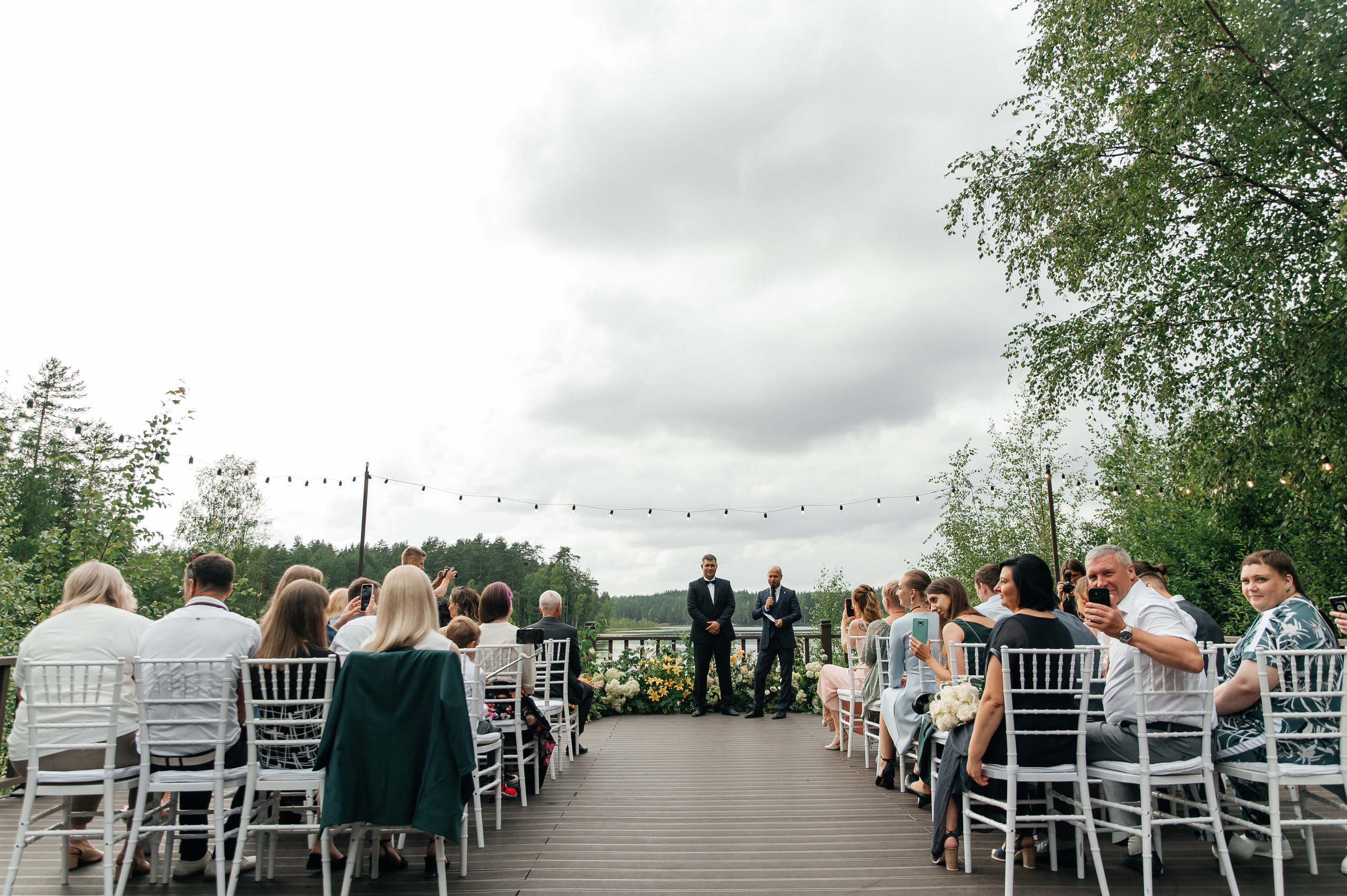 Wedding with dog. Wedding and family photographer in Dubai Vasilii Albul