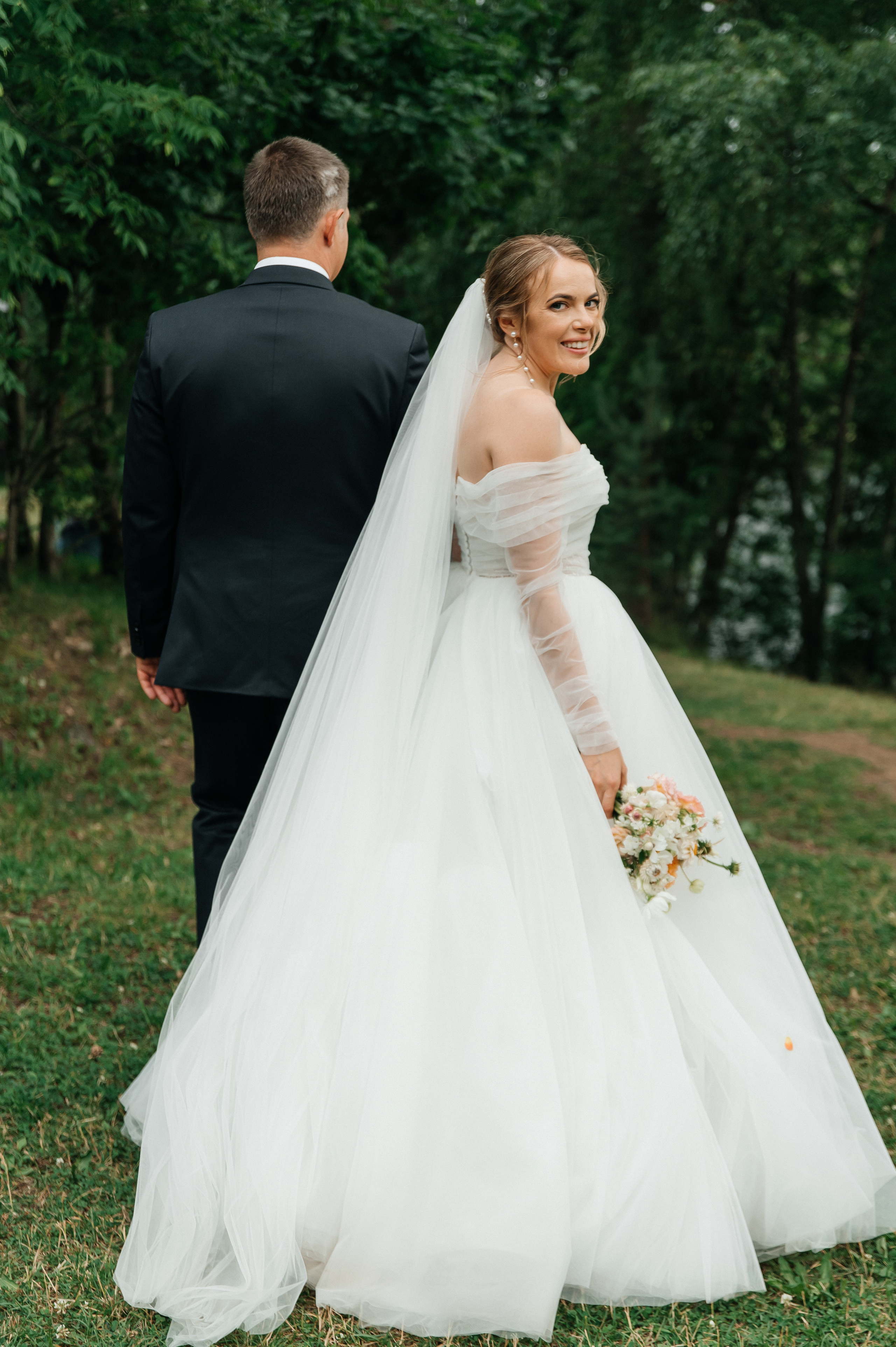 Wedding with dog. Wedding and family photographer in Dubai Vasilii Albul