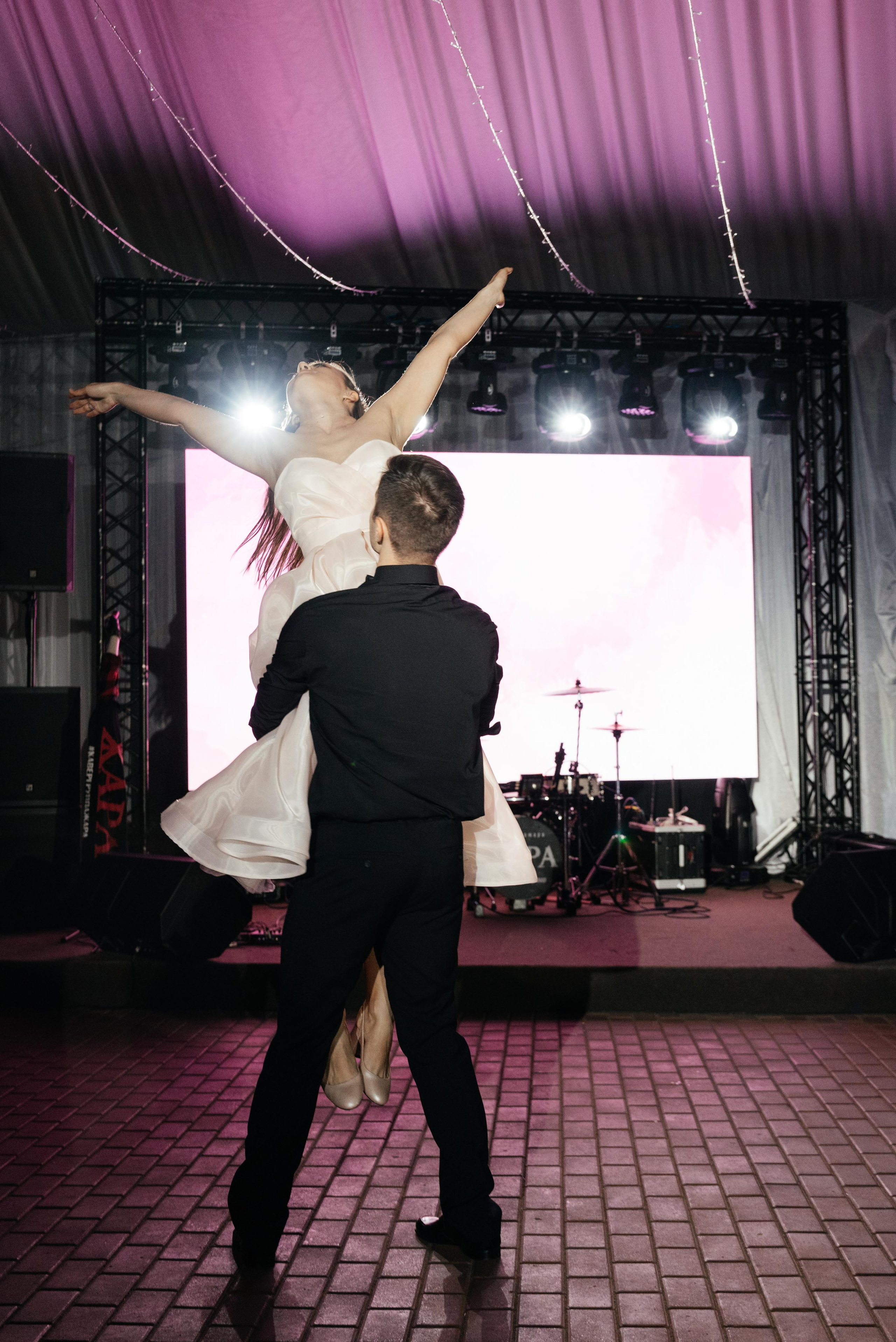 Wedding and family photographer in Dubai Vasilii Albul