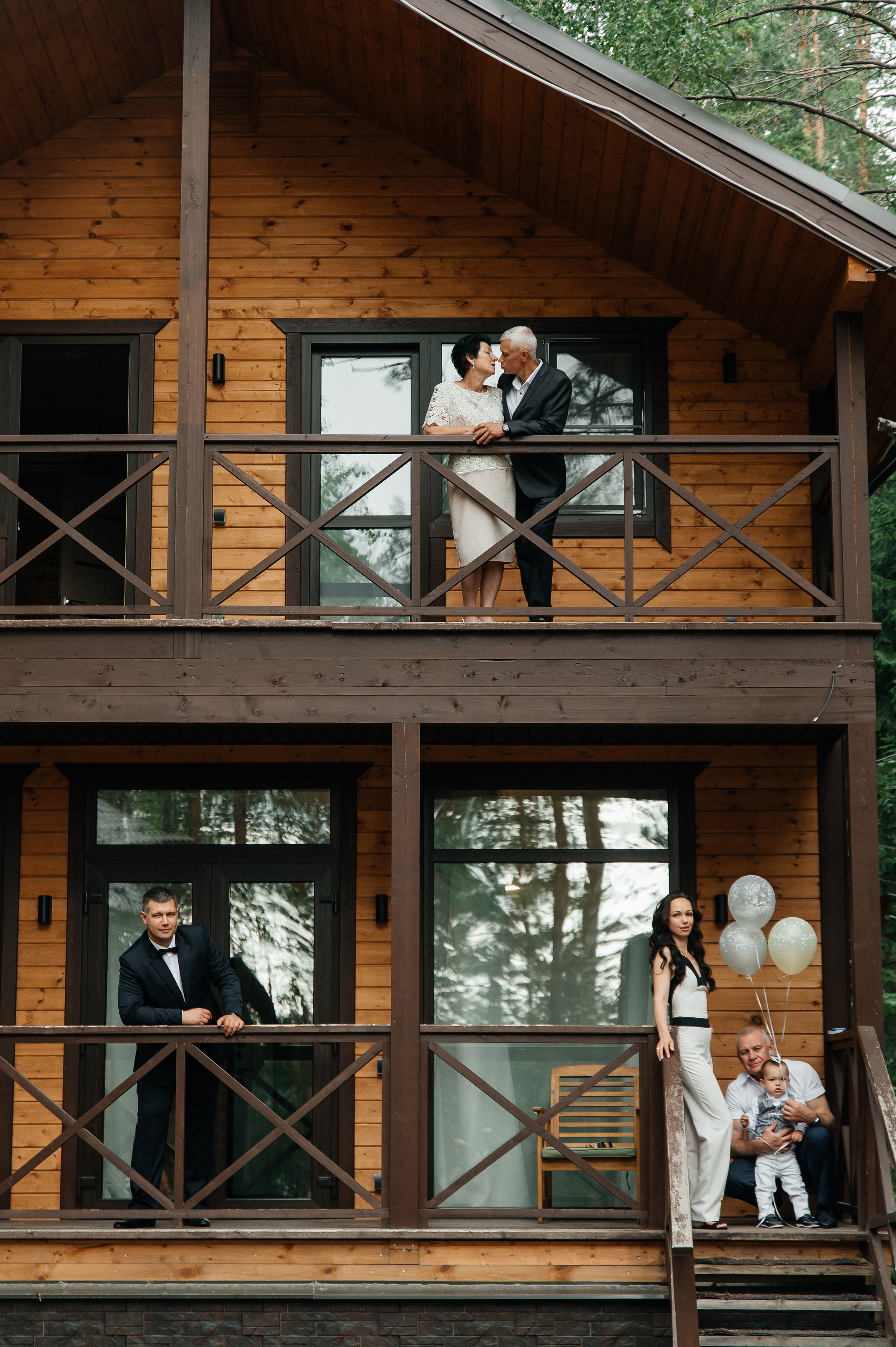 Wedding with dog. Wedding and family photographer in Dubai Vasilii Albul