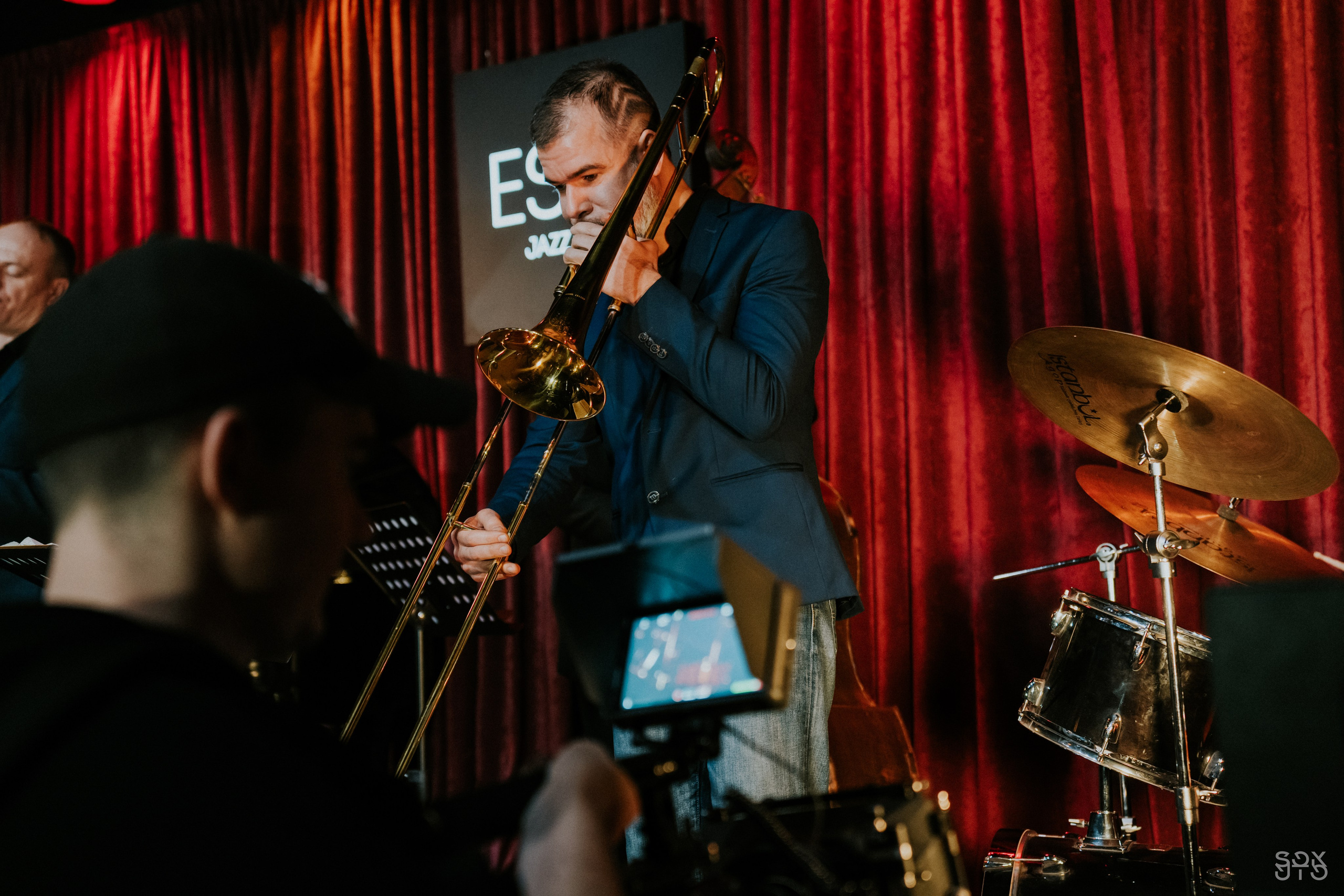 Видеопродакшн BACKED ROLL