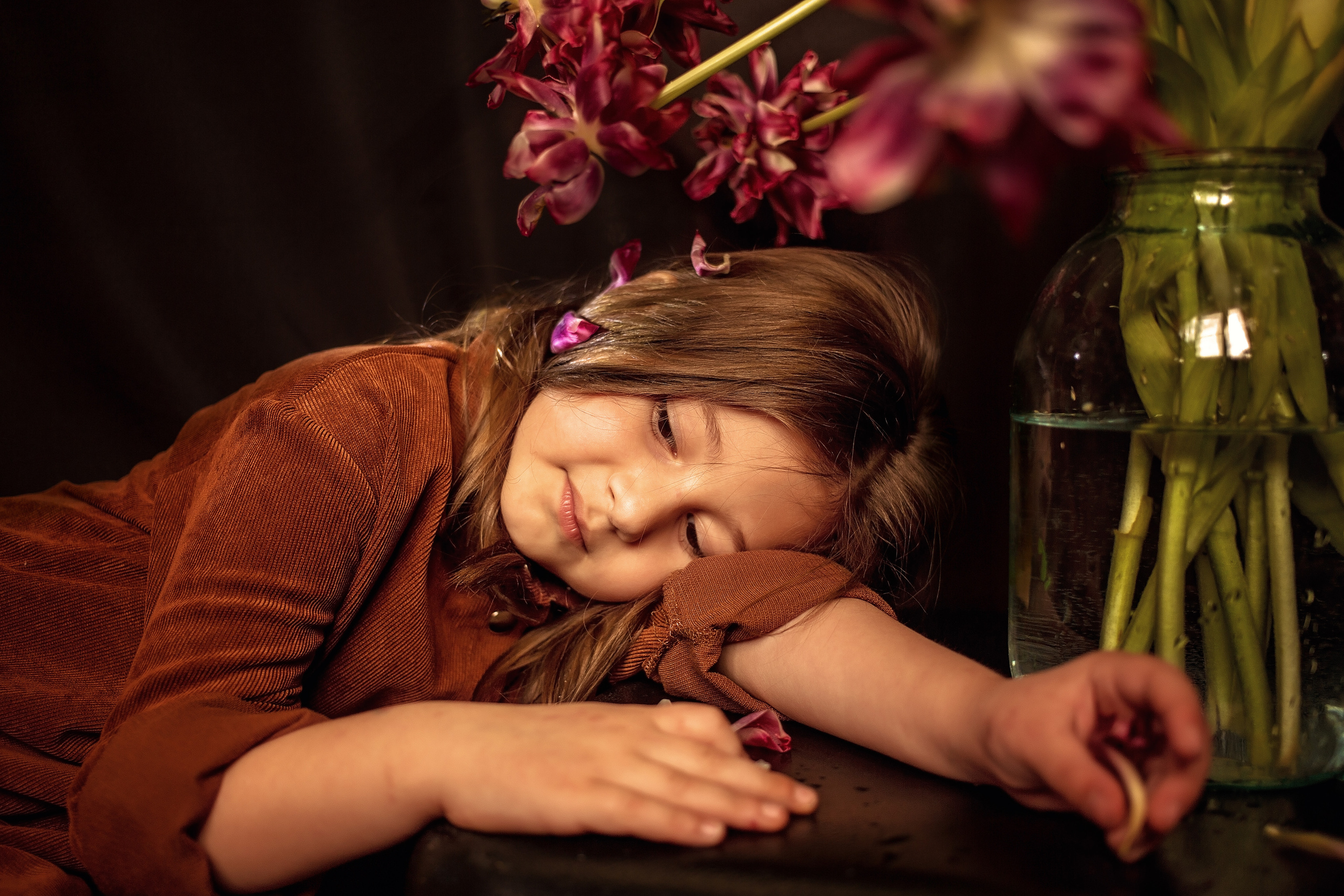 Элинка и тюльпаны. Свадебный и семейный фотограф в Абхазии Эля Цишба