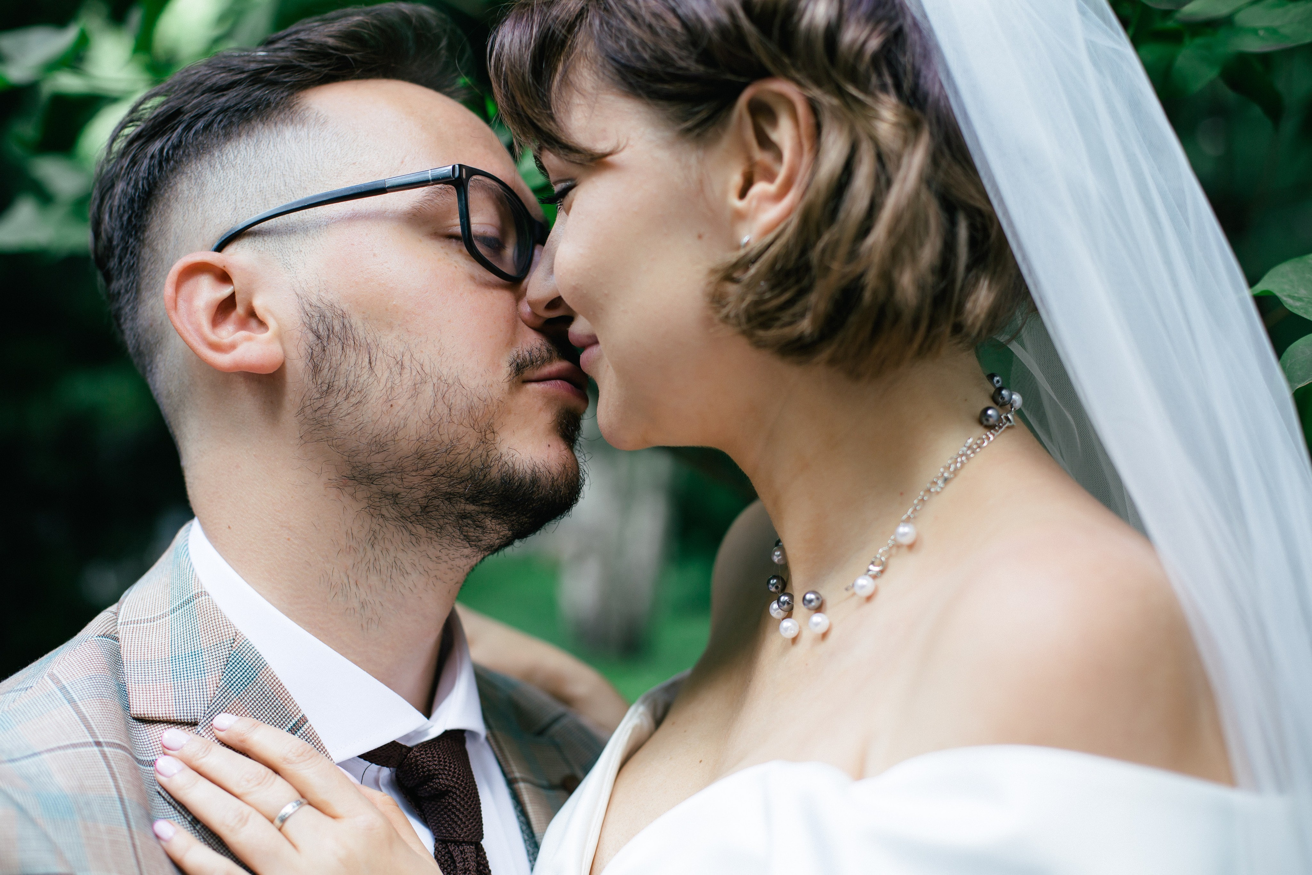 Примеры свадебных фотографий, позы для свадебной съёмки