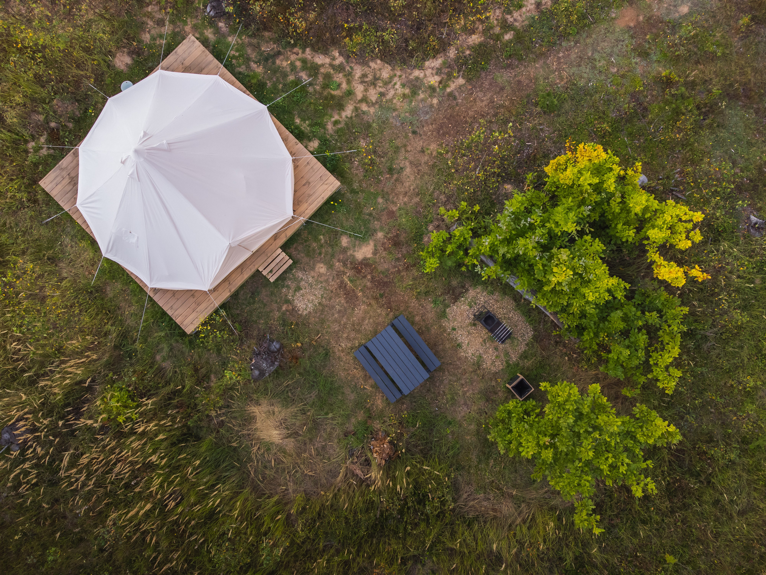 Палатка, трава, лето, лес, природа, база отдыха, загородный клуб, "ПОБЕГ ИЗ ГОРОДА"