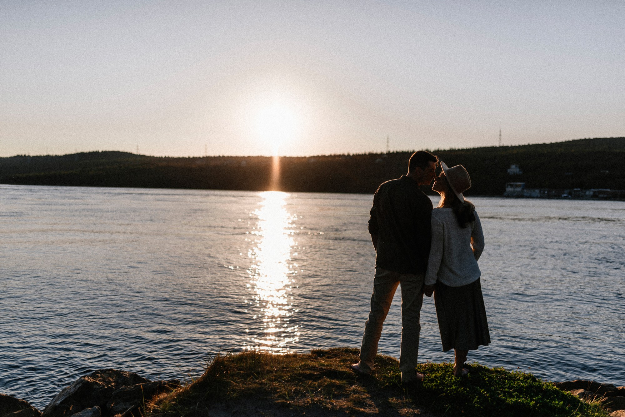 Ксюша и Валентин, пикник на берегу Туломы. Фотограф в Мурманске Екатерина Рудак