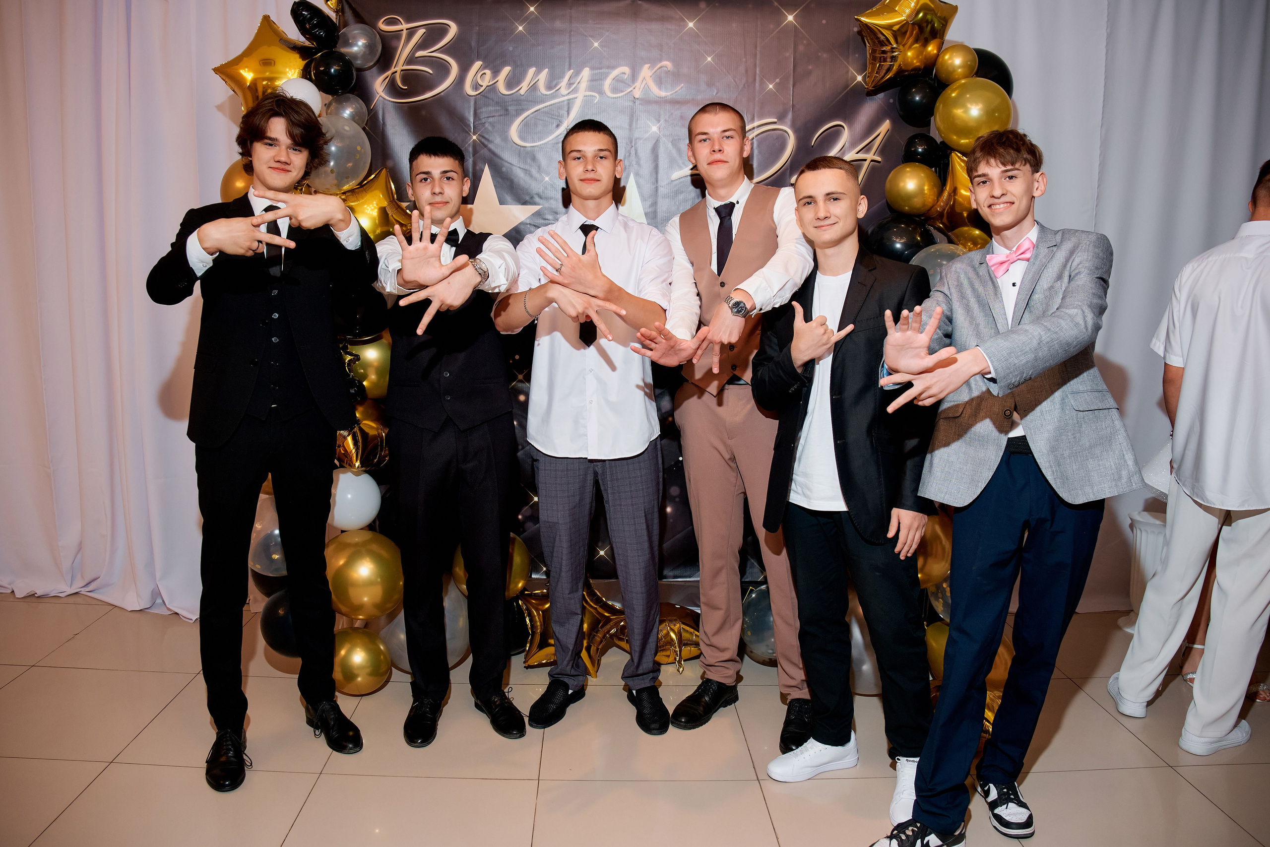 Выпускной 11В. Школа 38. Фотограф Таганрог Анна Трайжон