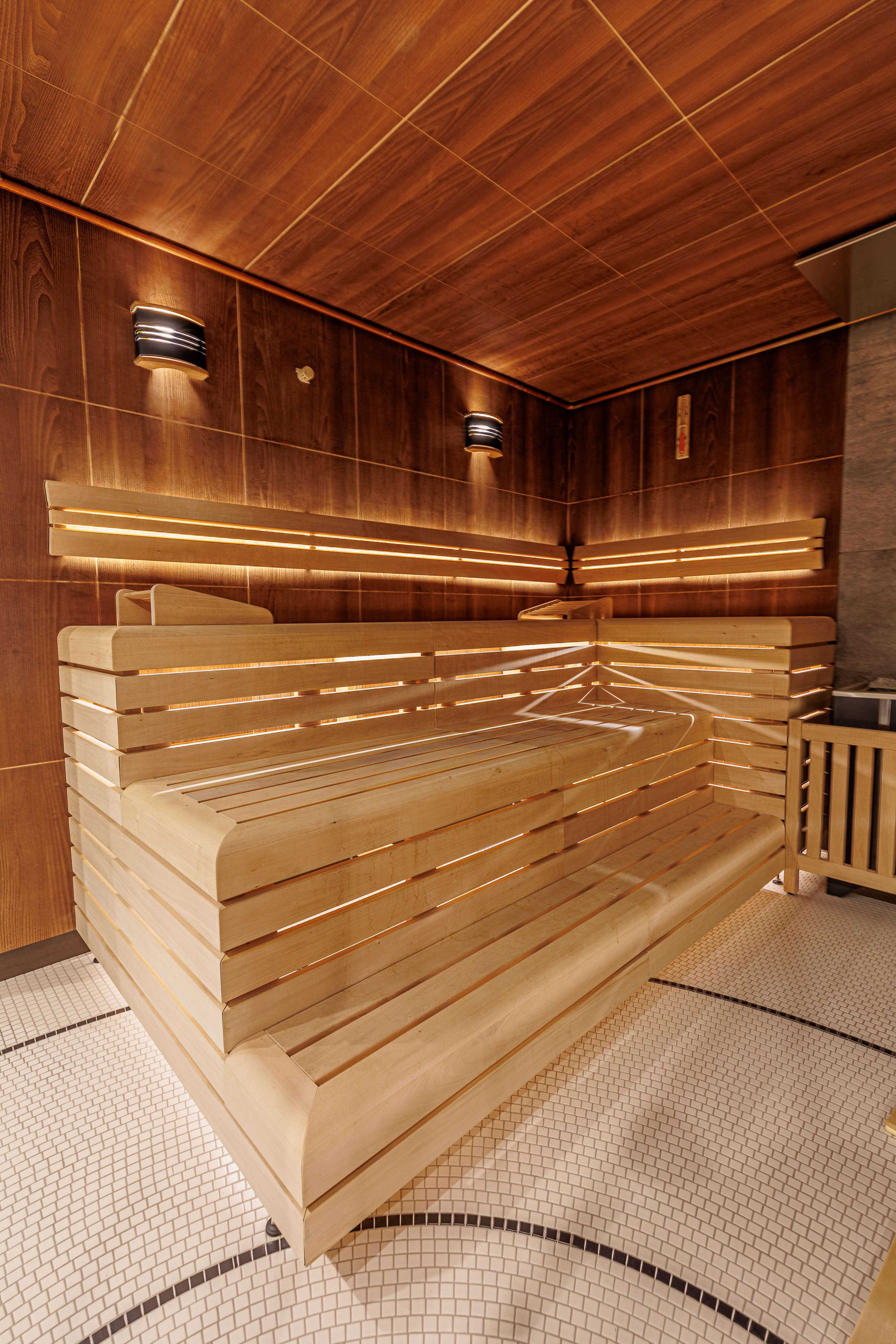 Императорский яхт клуб