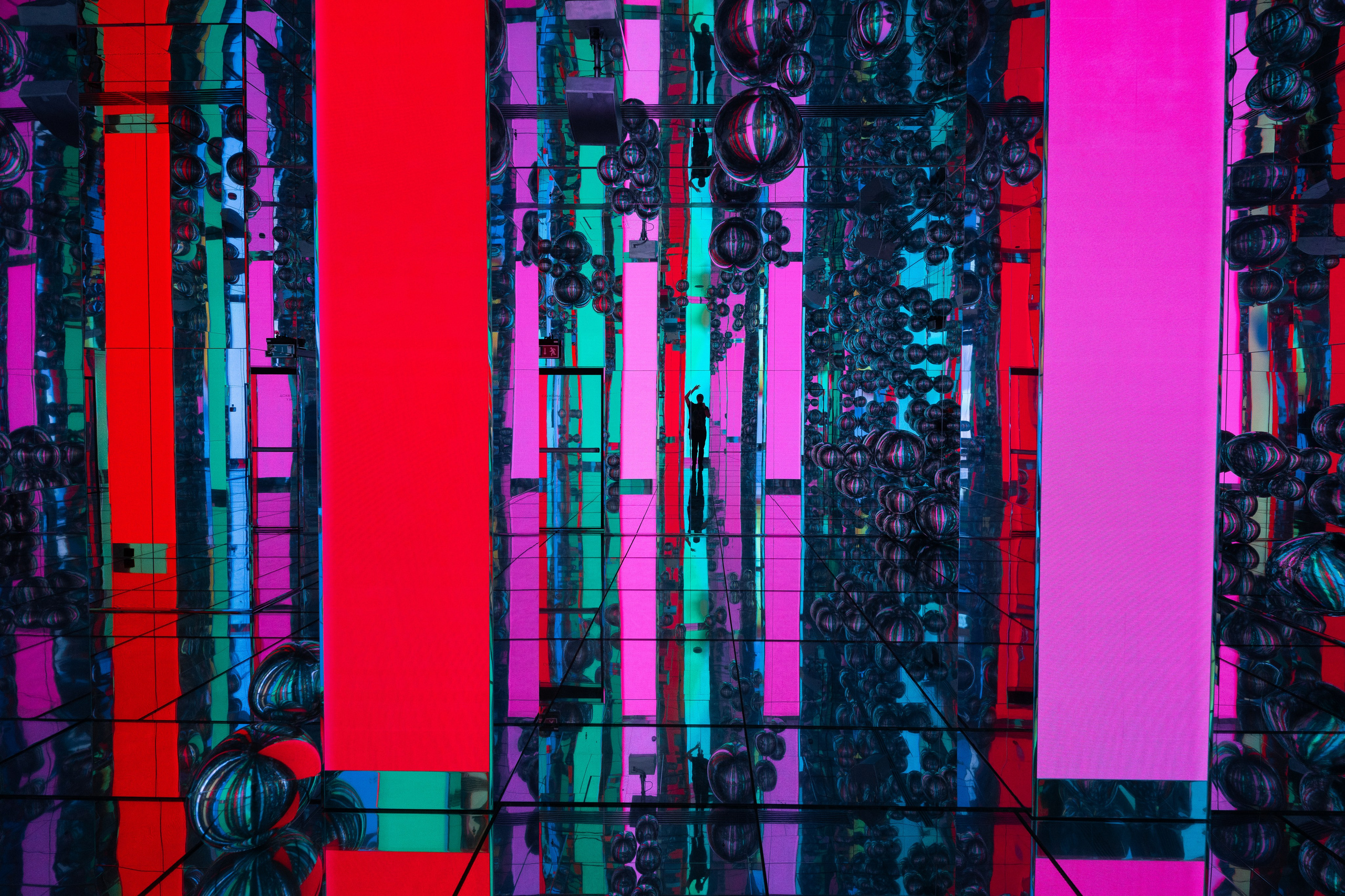 Generative Gallery & Luminar X, Making Magic. @tomrus: Рустам Шагиморданов — фотограф