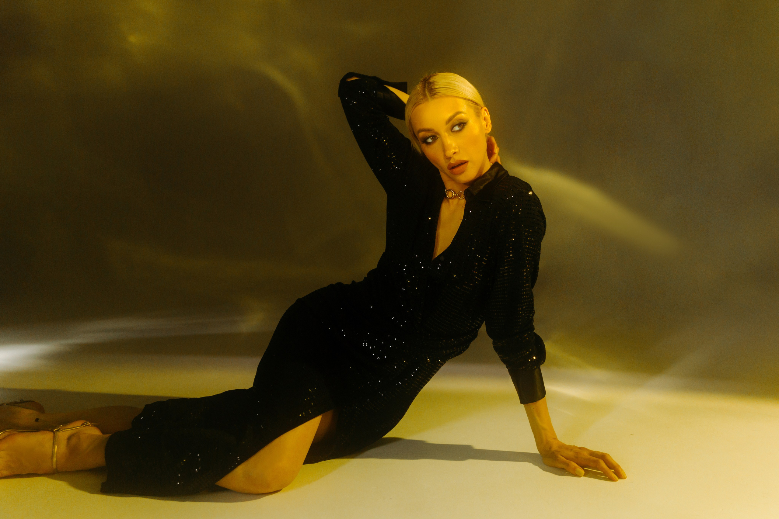 Валя. Главная