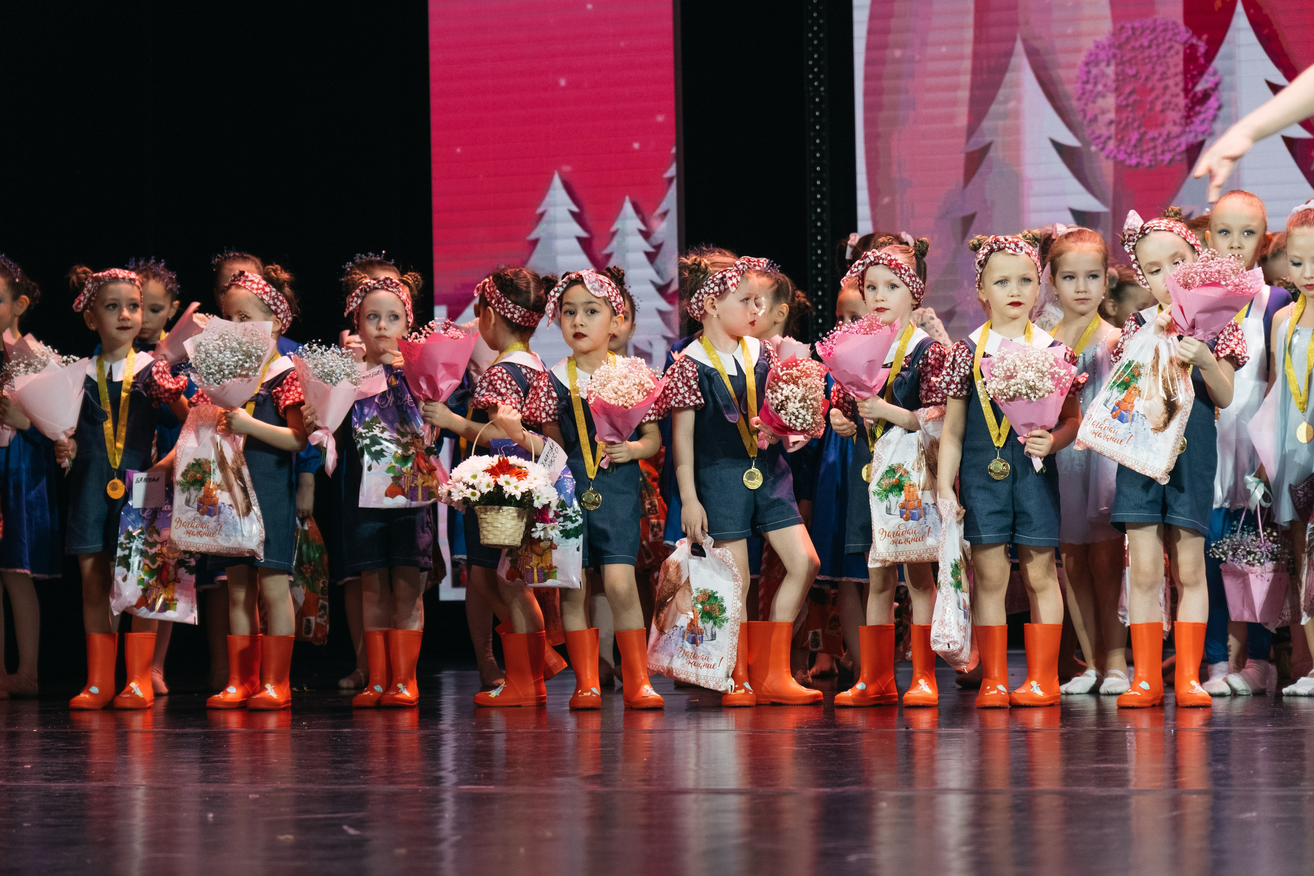 СурГУ 23.12.23. Репортажный и свадебный фотограф в Сургуте