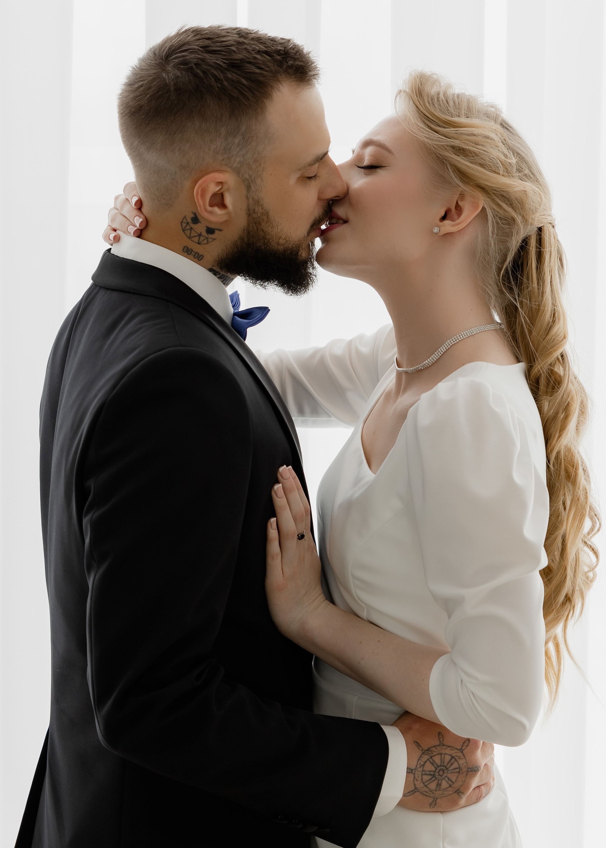 ЗАГС и прогулка лов стори. Свадебный фотограф Калининград