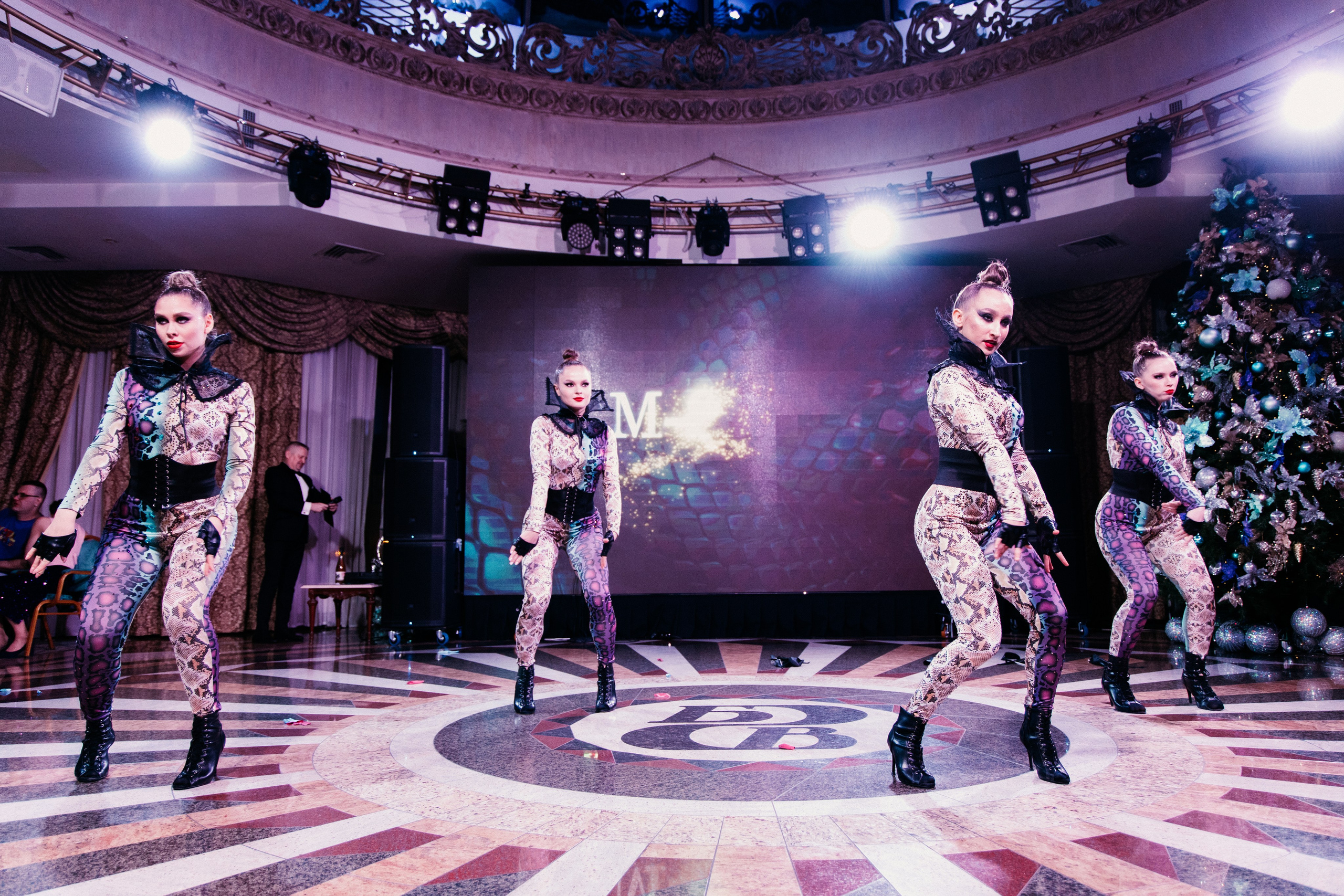 Новый год в Гранд Отеле Видгоф. Свадебный фотограф Челябинск Зиненко Виктория