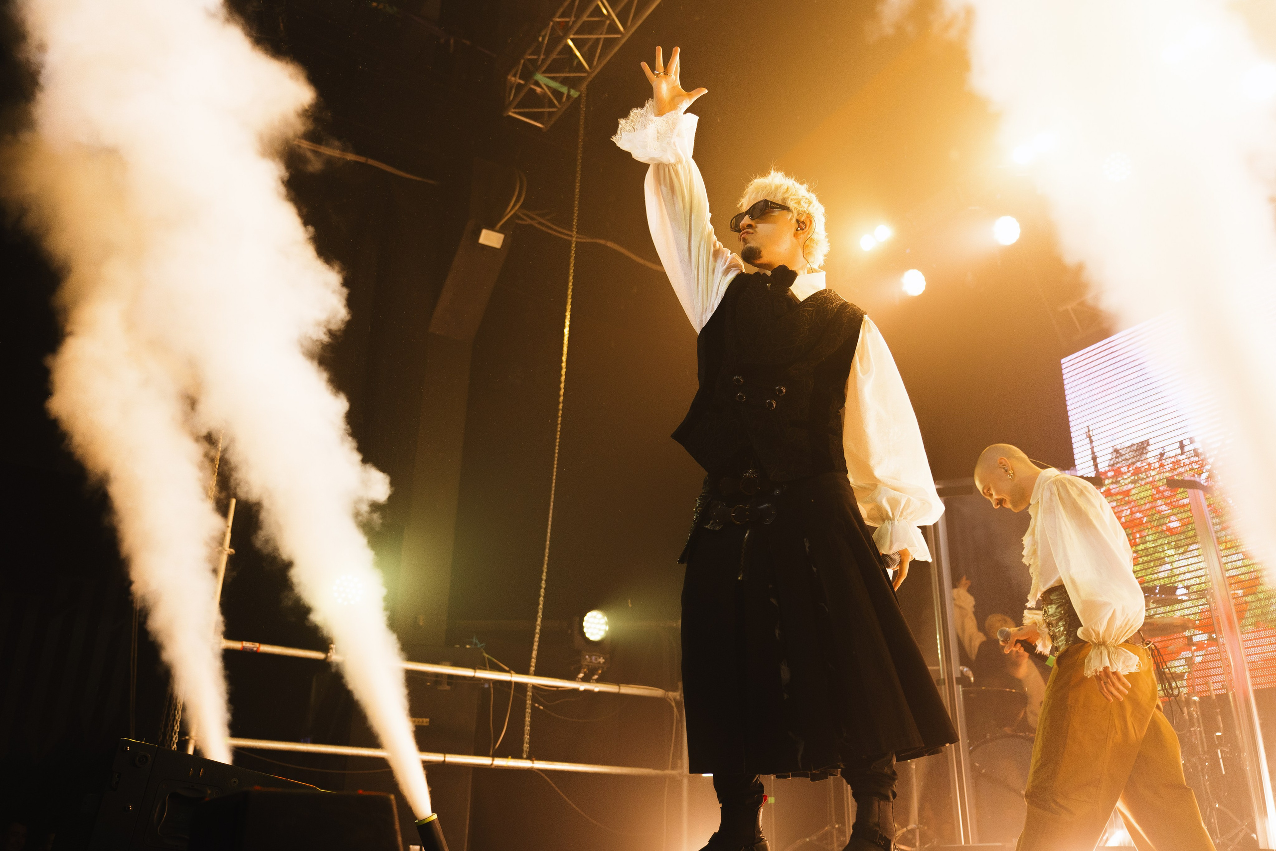 SQWOZ BAB. Концертный фотограф в Перми, Москве и Екатеринбурге Максим Шибаков