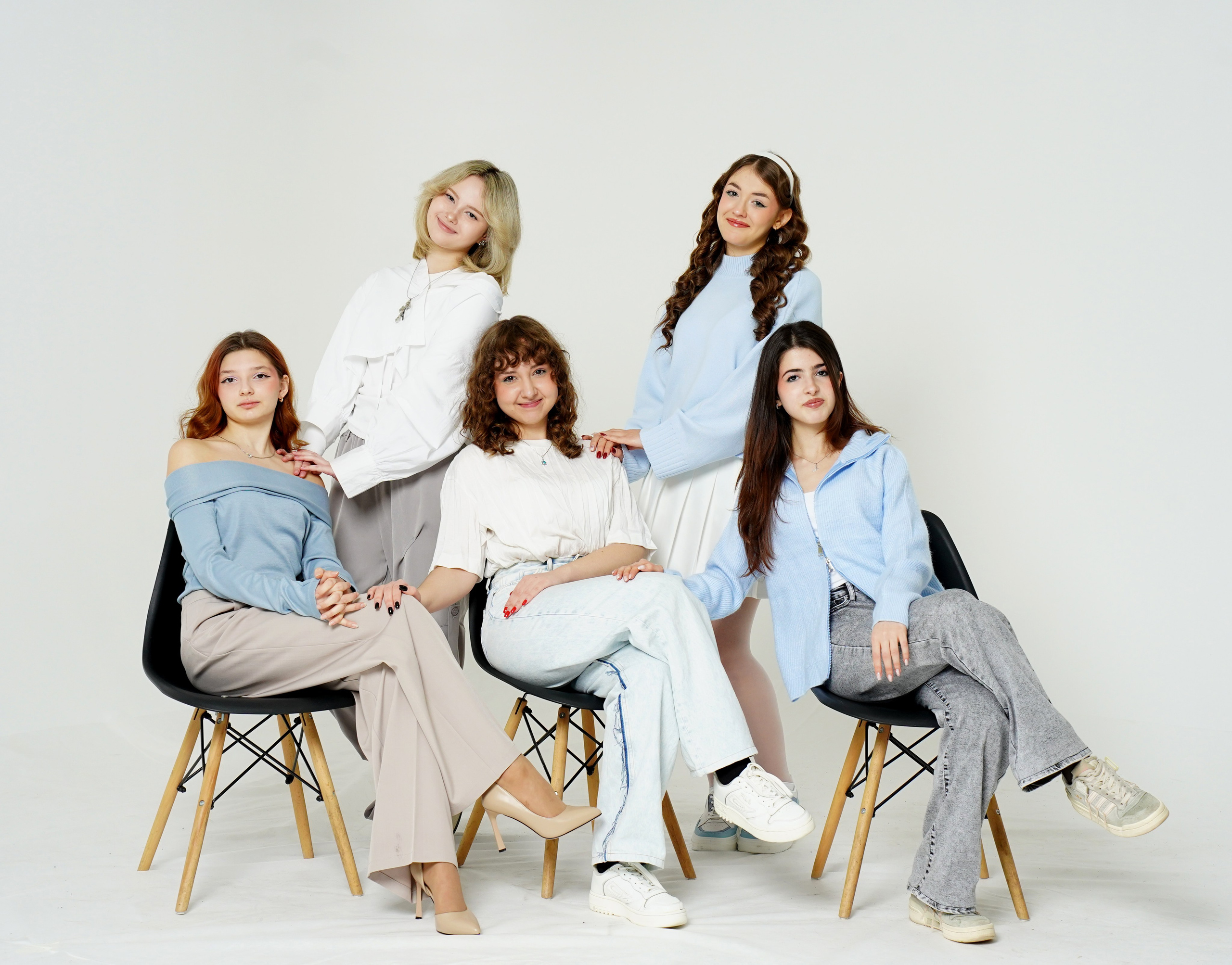 Образы. MEMENTO.Выпускные альбомы, школьные, юбилейные и другие книги. Ростов-на-Дону