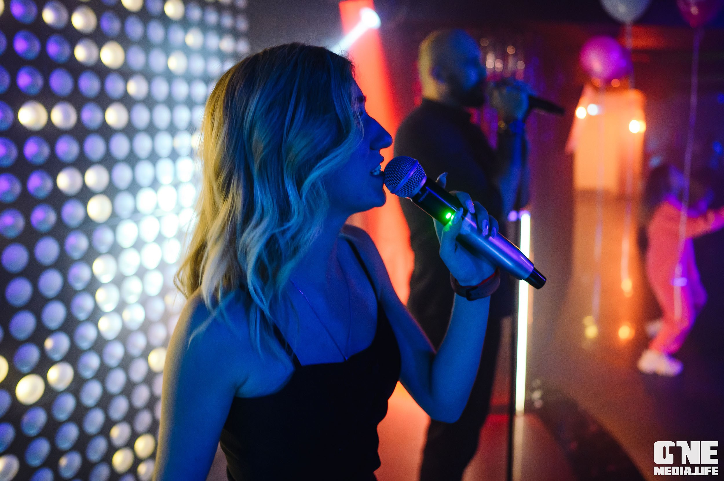 Фотоотчет из караоке-клуба Эйфория. One Media Life: фоторепортажи, фотоотчеты с мероприятий и заведений