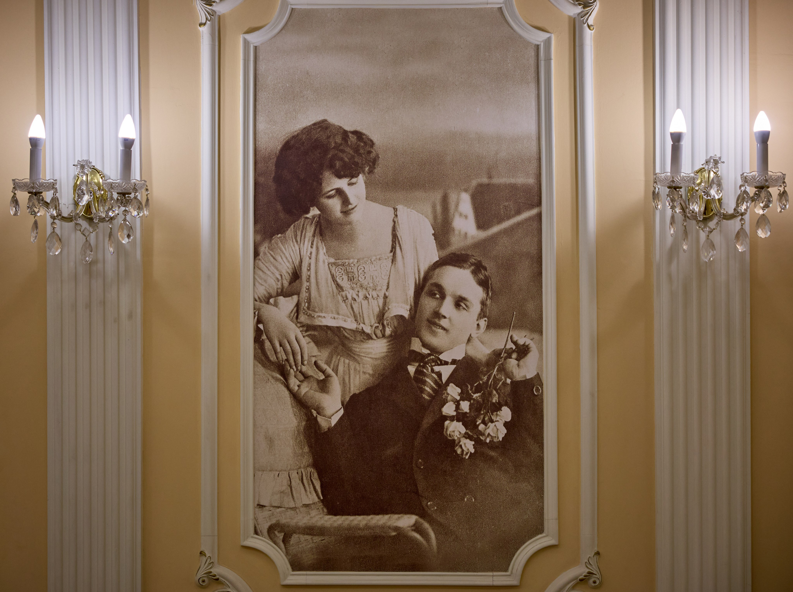 Свадебная фотосессия в Грибоедовской ЗАГСе