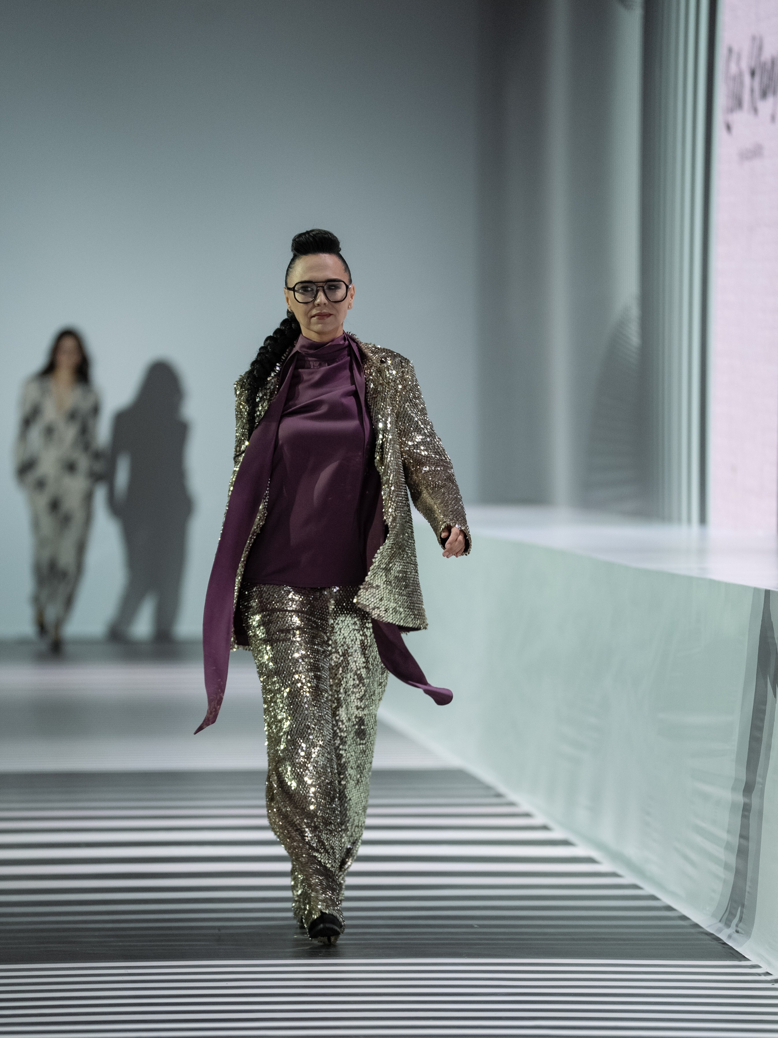 Designer LEILA KHANUM. Сайт Алматинского НЮ АРТ, будуар и фэшн фотографа Дениса Карпенко