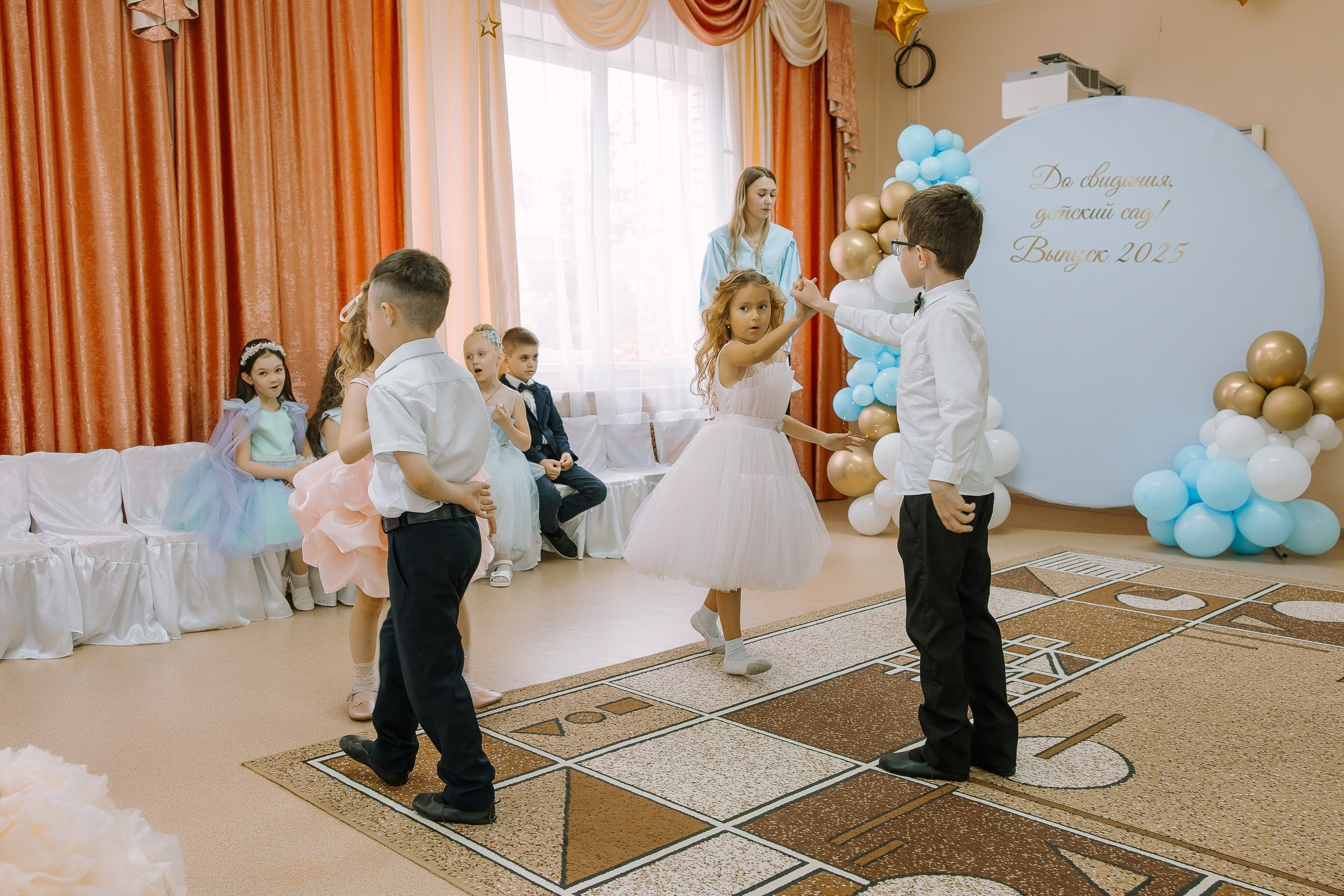 Выпускной в ДС -29. Выпускные альбомы Натальи Бутко: Новороссийск, Анапа, Геленджик