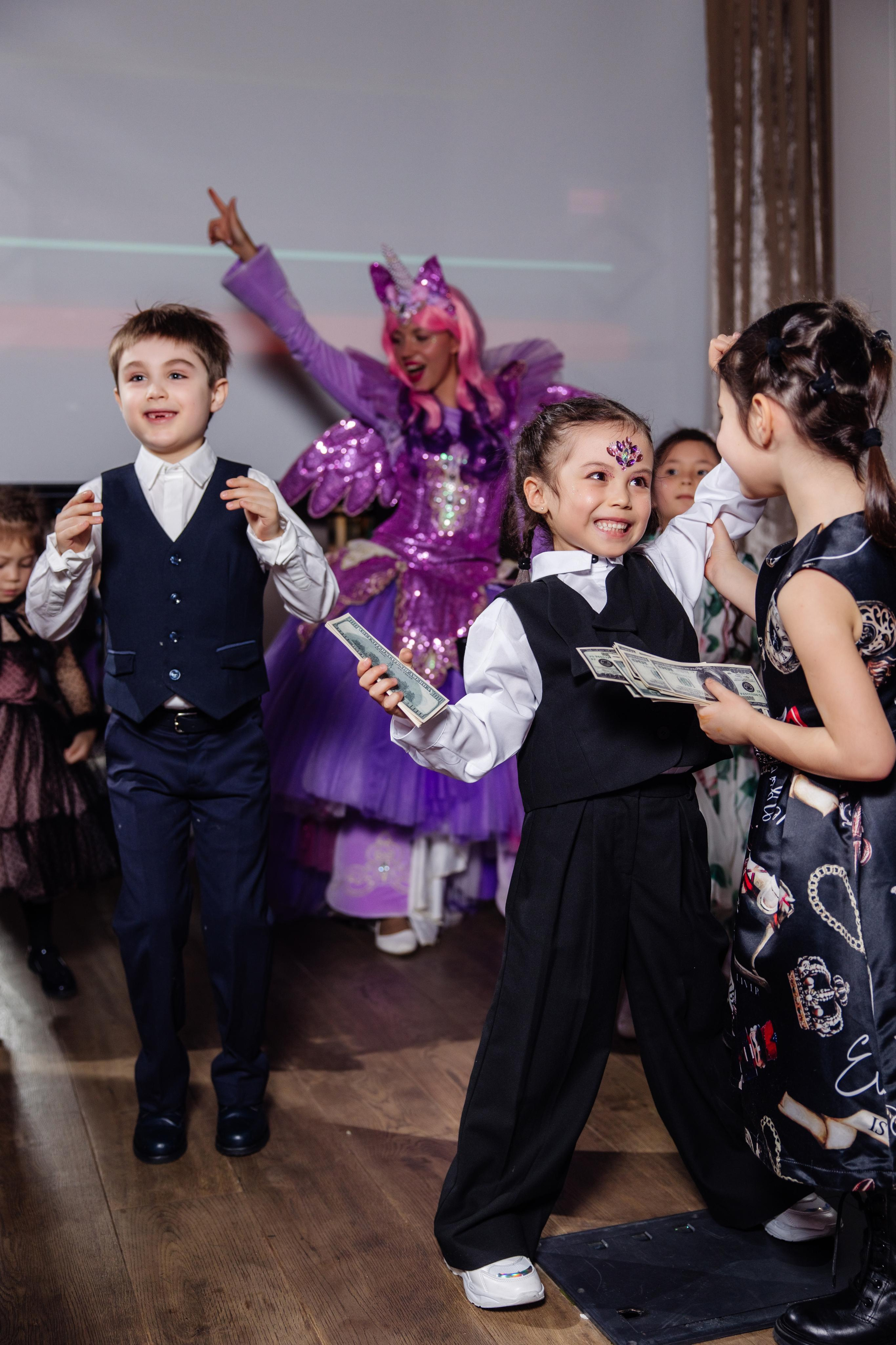 Анонс — День рождения Анны. Репортажный фотограф Ольга Кочетова в Москве