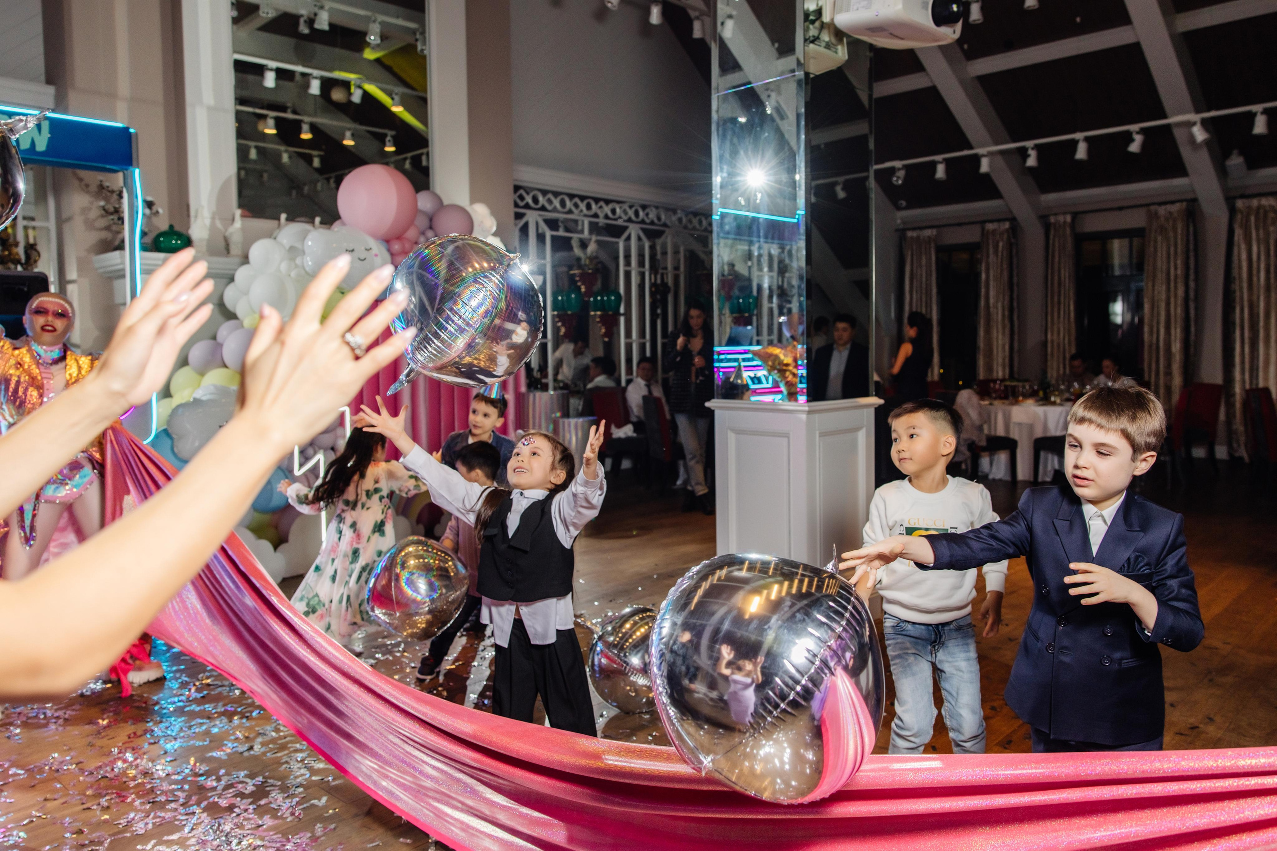 Анонс — День рождения Анны. Репортажный фотограф Ольга Кочетова в Москве