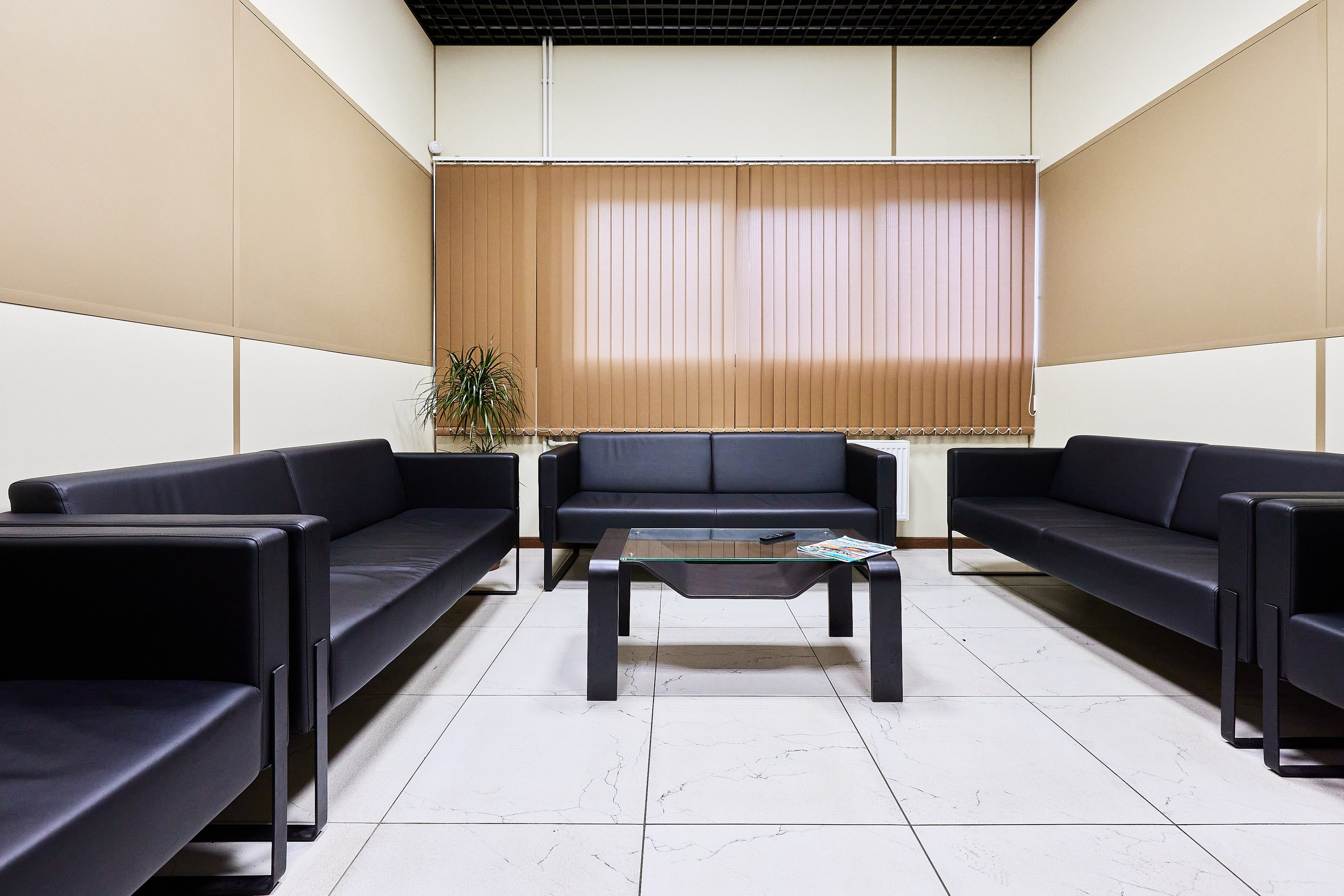 СТО Орбита на Суздальском проспекте. Фотограф Анастасия Леонтьева Санкт-Петербург