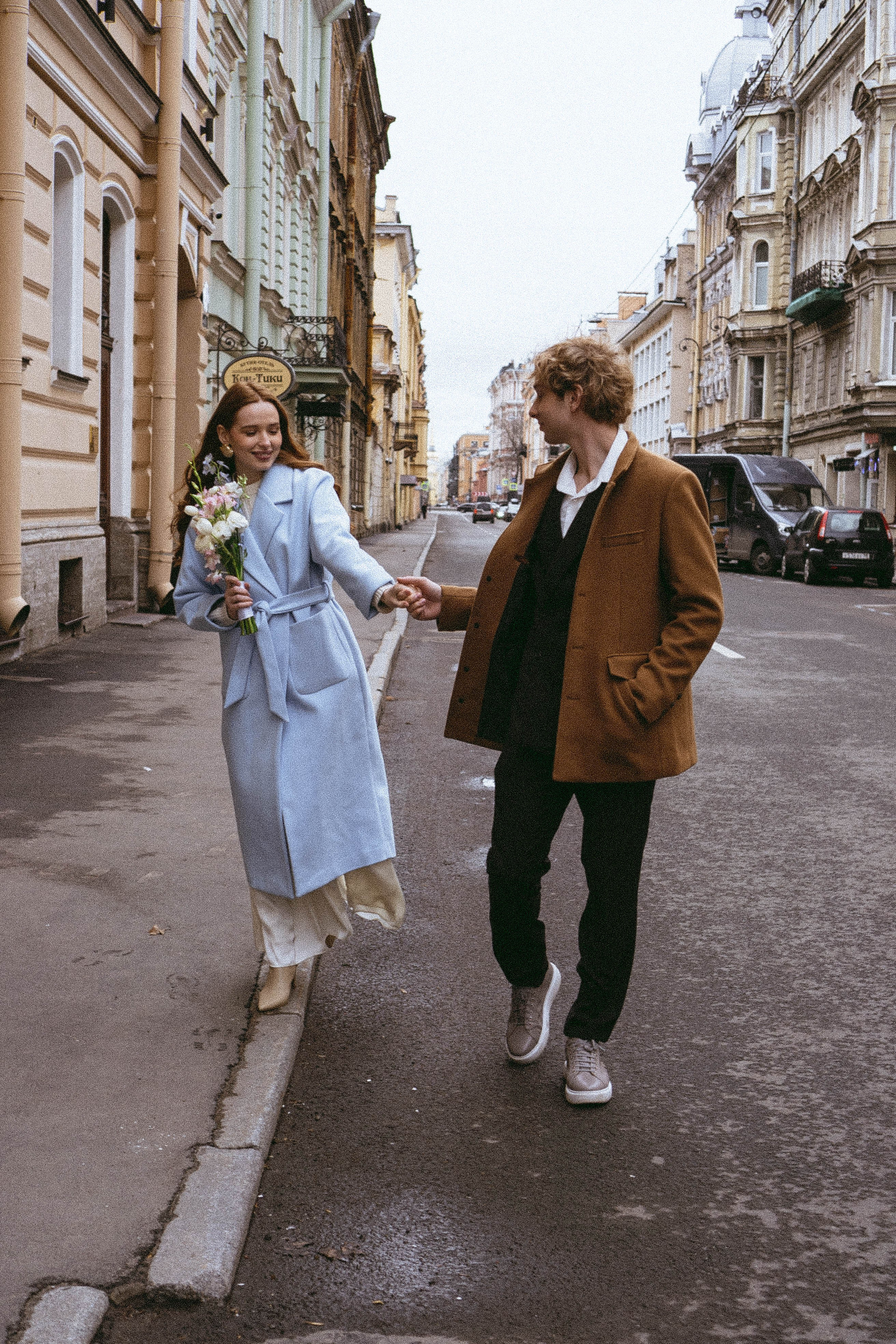 СВАДЕБНАЯ СЬЕМКА В ОТЕЛЕ. СБОРЫ ЖЕНИХА И НЕВЕСТЫ И ТАКЖЕ ТОР И ПОДГОТОВКА К ПРОГУЛКЕ И ПРОГУЛКА ПО ПЕТРОГРАДКЕ. Профессиональный фотограф, Санкт-Петербург — Виктория Богомолова