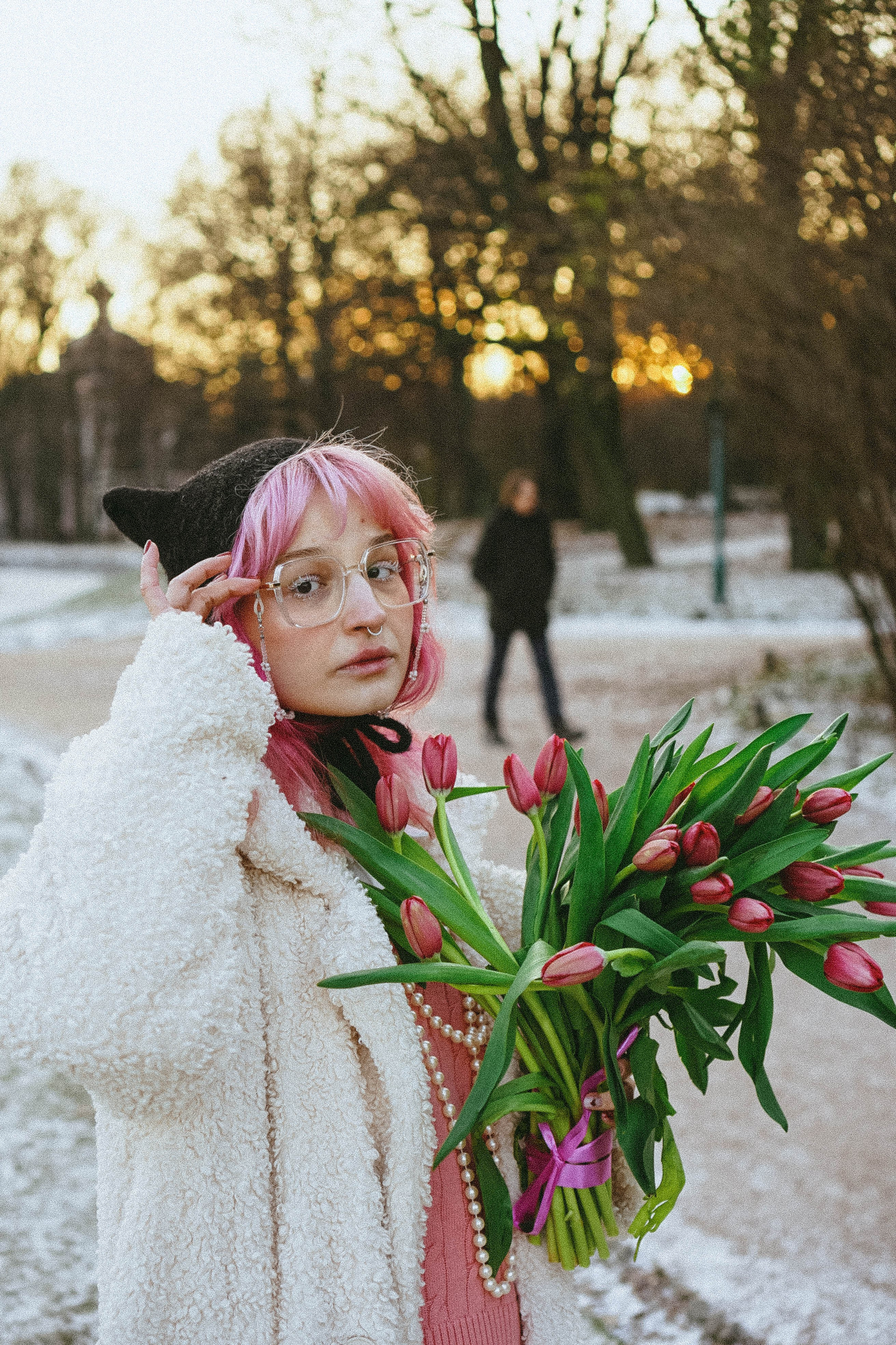 Прогулочная фотосессия с тюльпанами. Профессиональный фотограф, Санкт-Петербург — Виктория Богомолова