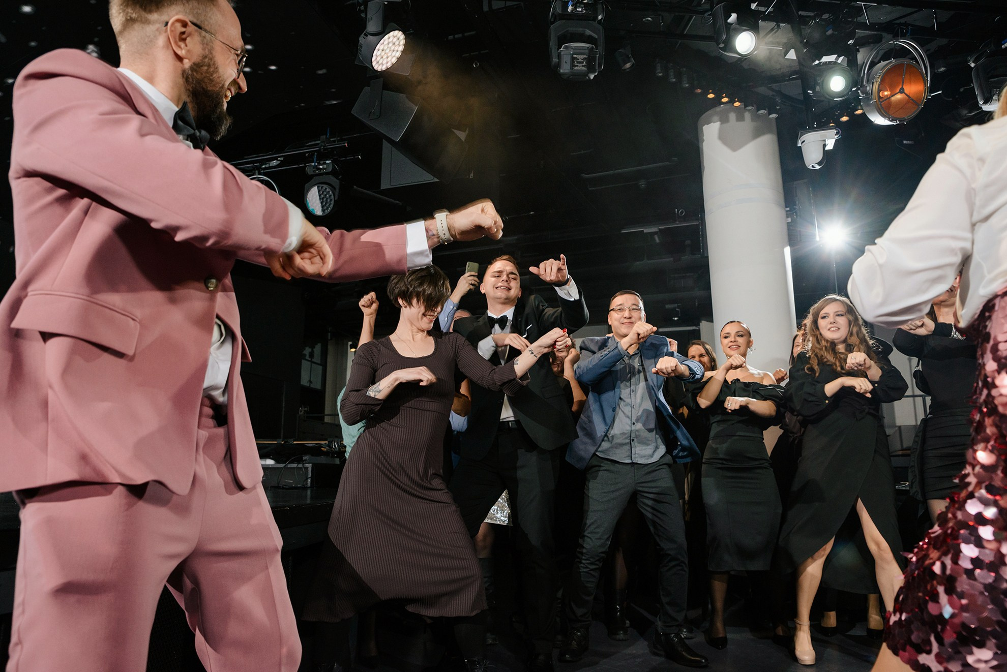 Корпоратив Жизнь Март. Константин Солодянкин — свадебный и репортажный фотограф в Екатеринбурге и Верхней Пышме