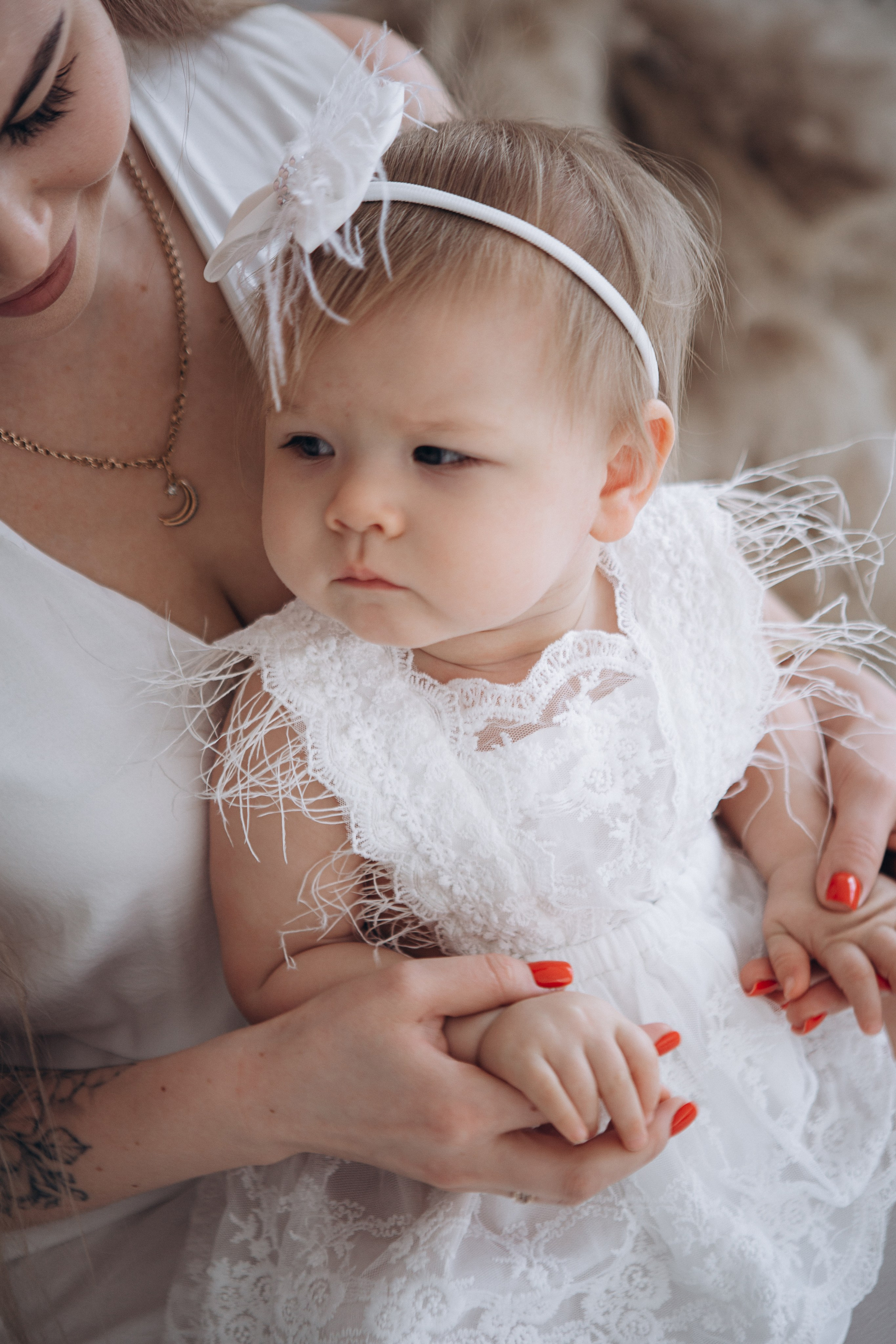 1 год Софие. Главная