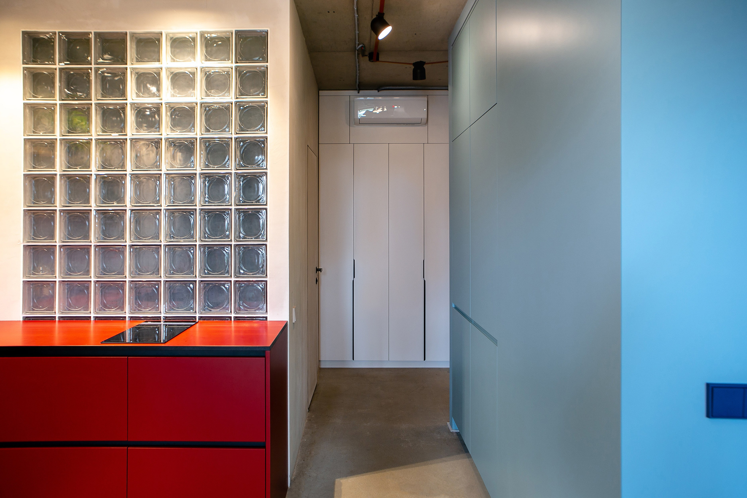 Интерьер ЖК Ирнест. Контент фотограф, съемка для маркетплейсов, фуд съемка и репортажи в Новосибирске Ралия Галеева