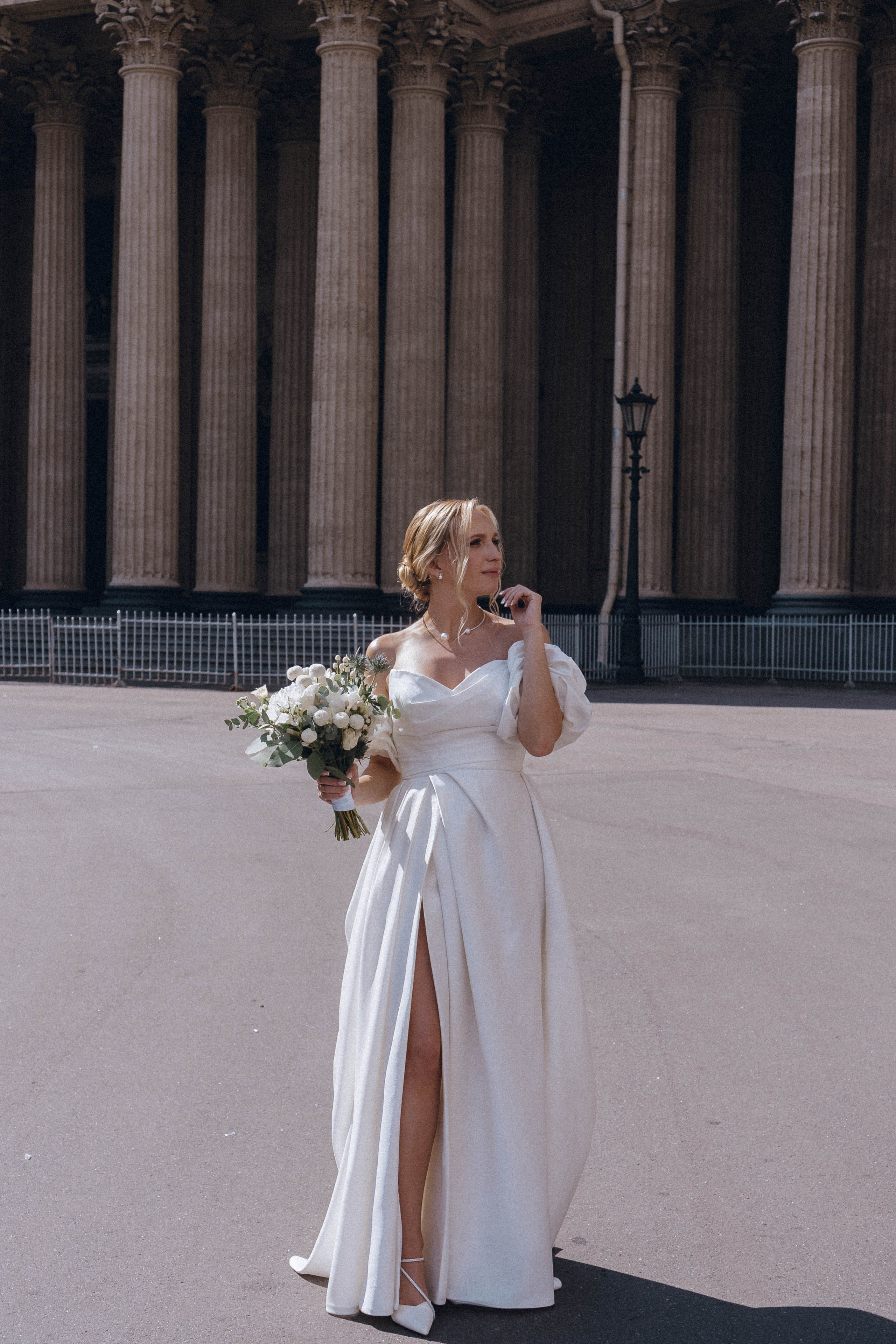 СВАДЕНБНАЯ СЬЕМКА НА КАТЕРЕ ПО КАНАЛАМ САНКТ-ПЕТЕРБУРГА И В АКВАТОРИИ НЕВЫ. Профессиональный фотограф, Санкт-Петербург — Виктория Богомолова