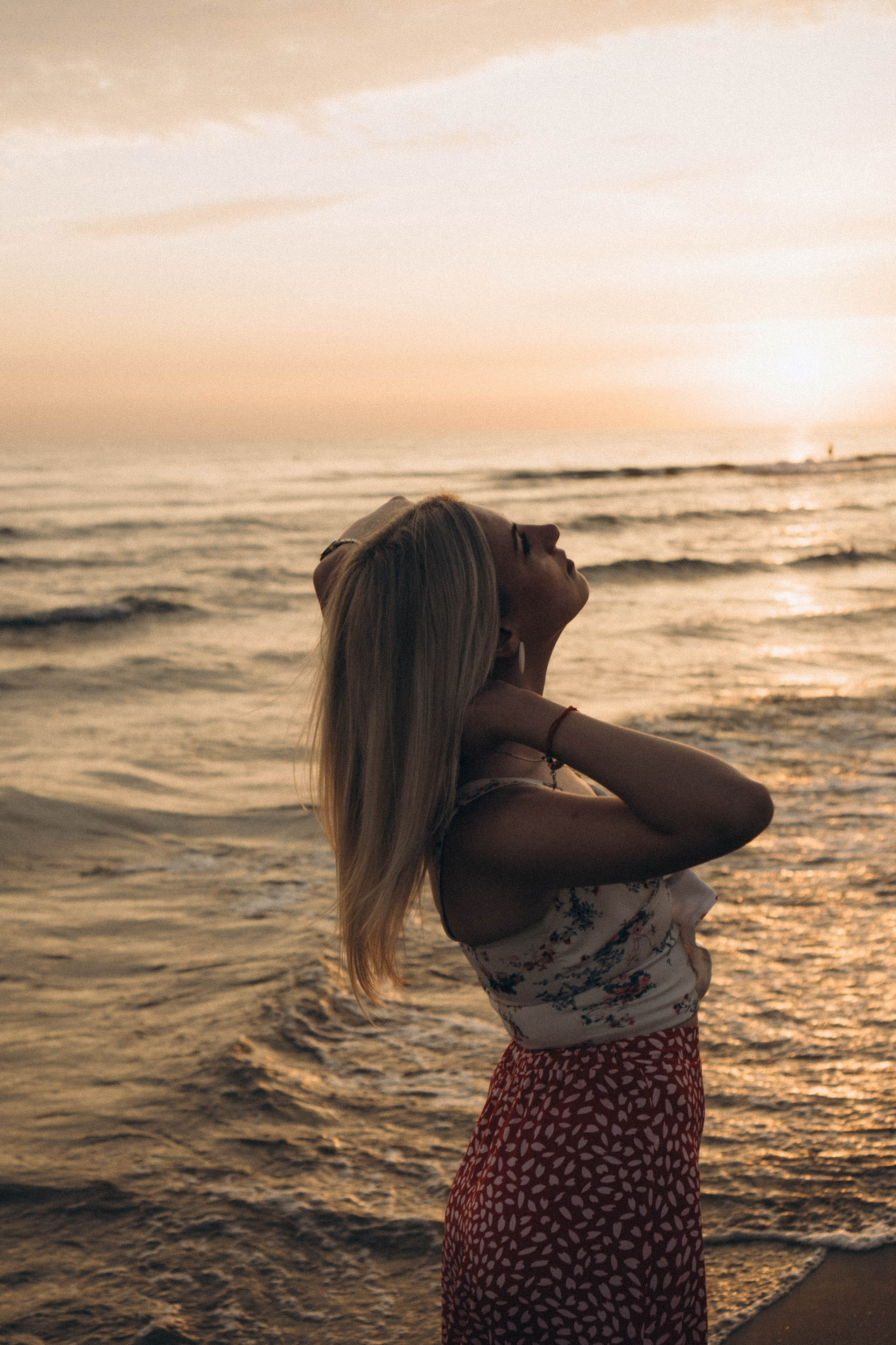 Июльский вечер на берегу черного моря. Профессиональный фотограф, Санкт-Петербург — Виктория Богомолова