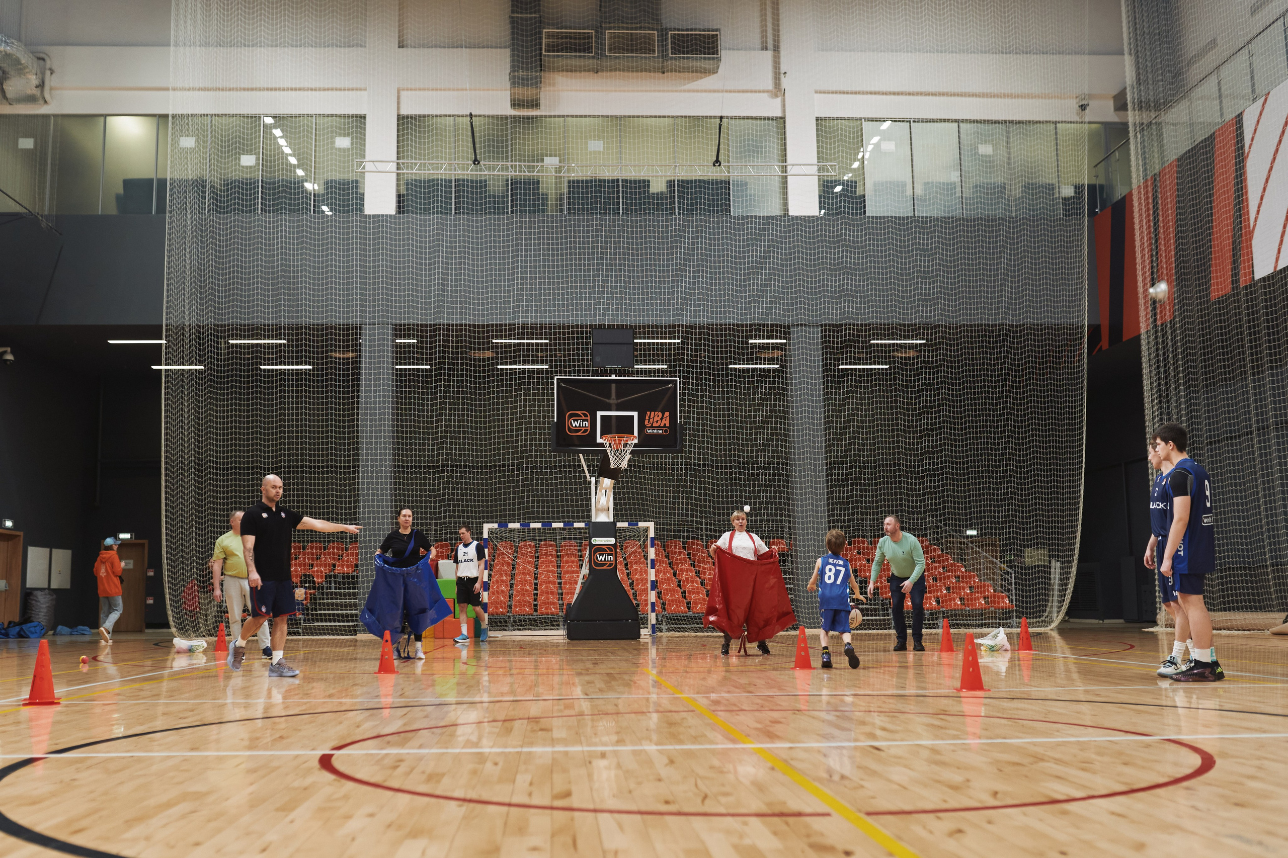 Новогодний баскетбол 2025. Детская лига. Евгений Бреча. Коммерческий и бэкстейдж фотограф в Москве