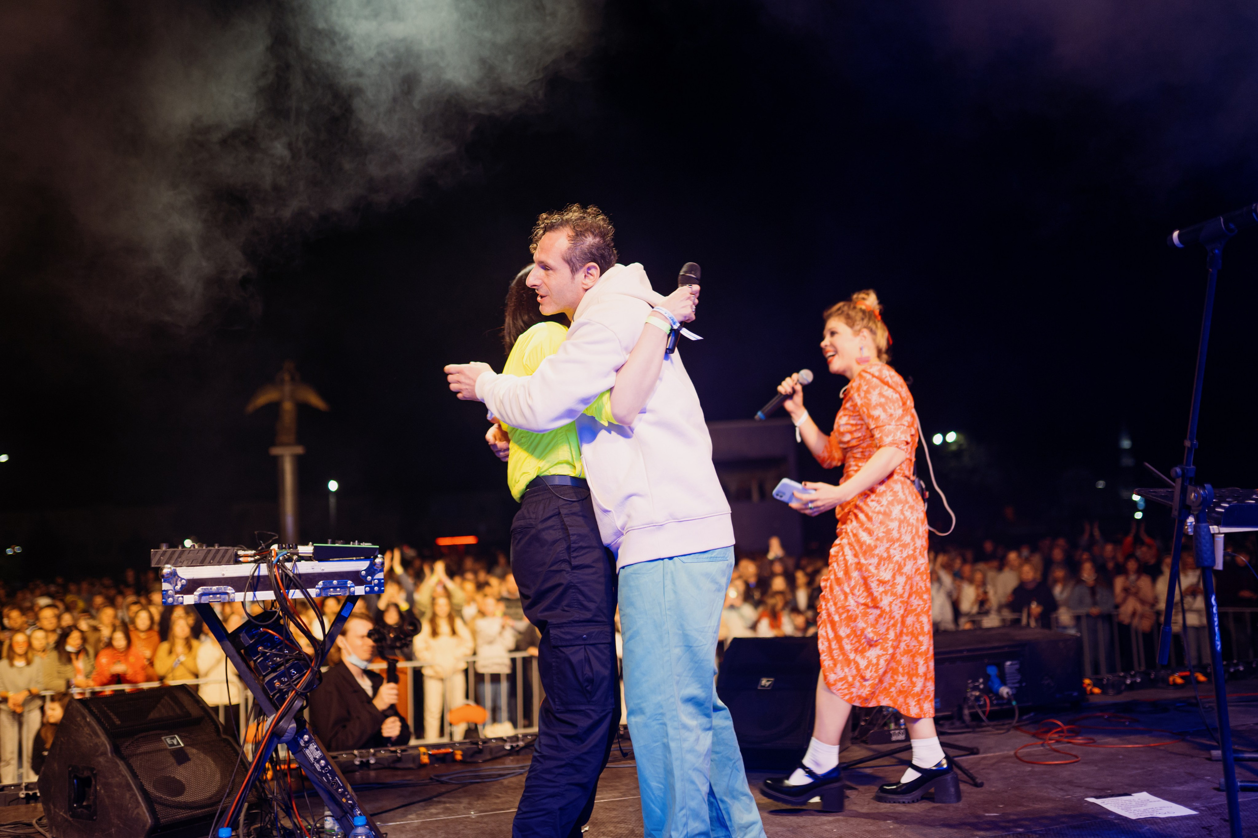 Концерт АИГЕЛ и Zventa Sventana. Евгений Бреча. Коммерческий и бэкстейдж фотограф в Москве