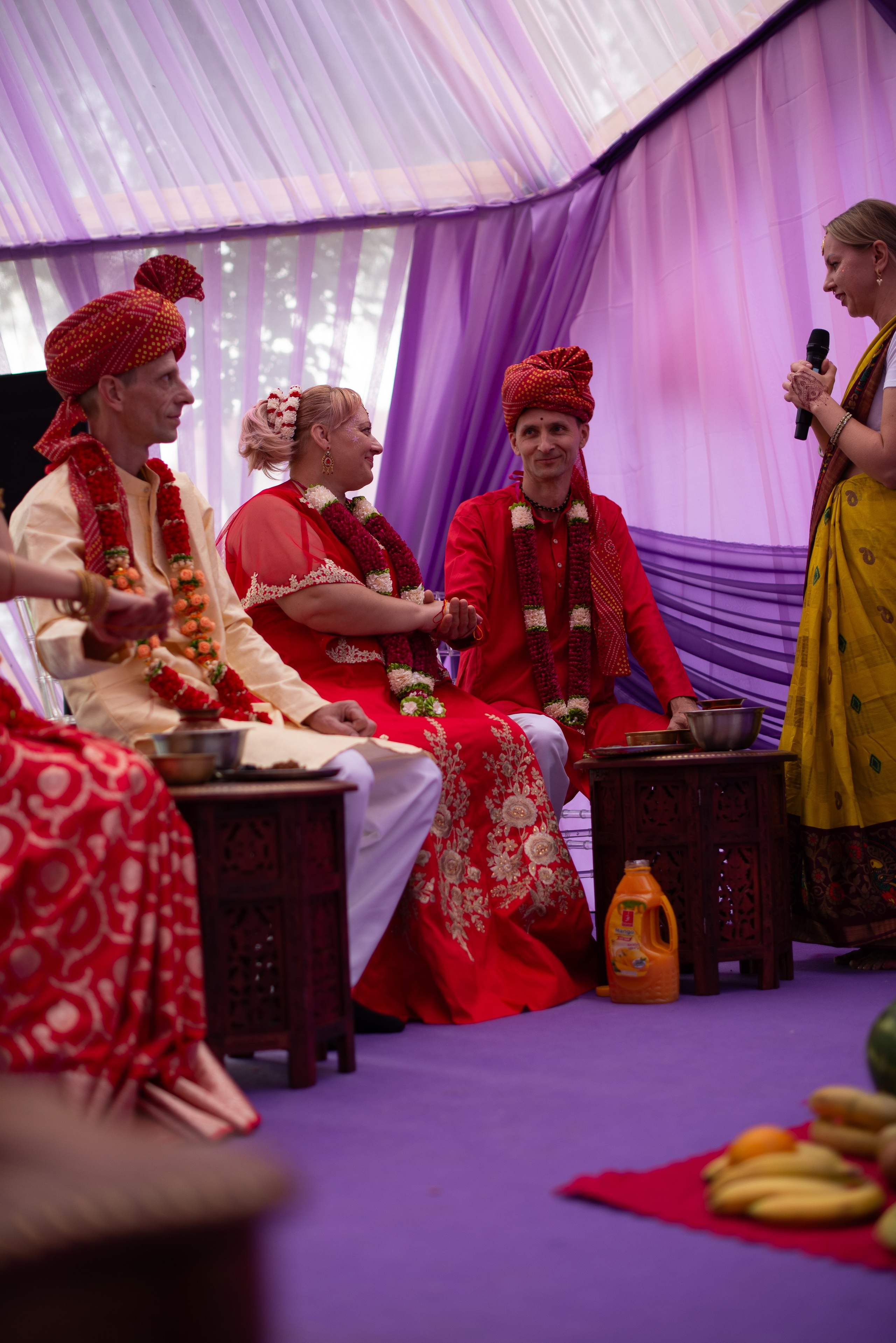 Свадьба в ведической традиции на фестивале День Индии 2025. Victoria Radjevna Репортажный Фотограф — Видеограф Москва • Санкт-Петербург